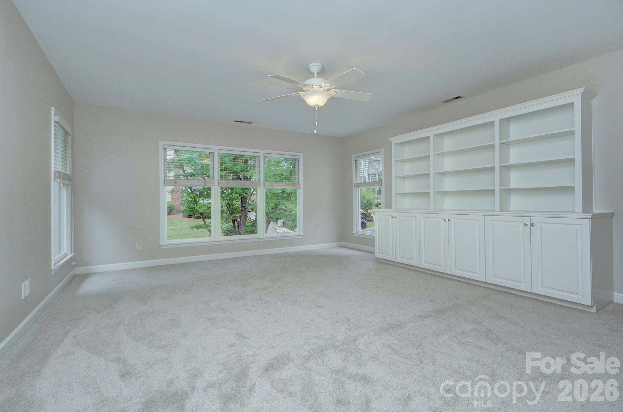 2000 Victorian Place — Charlotte