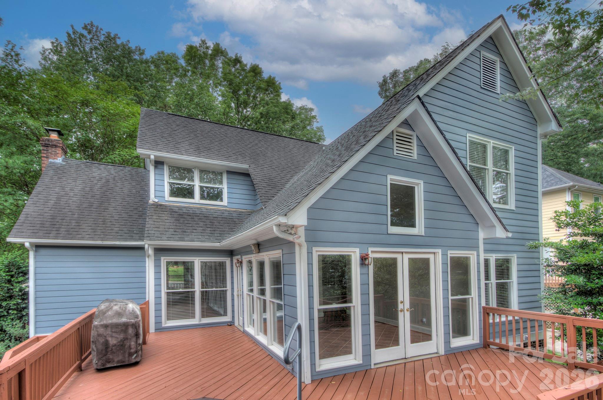 2000 Victorian Place — Charlotte