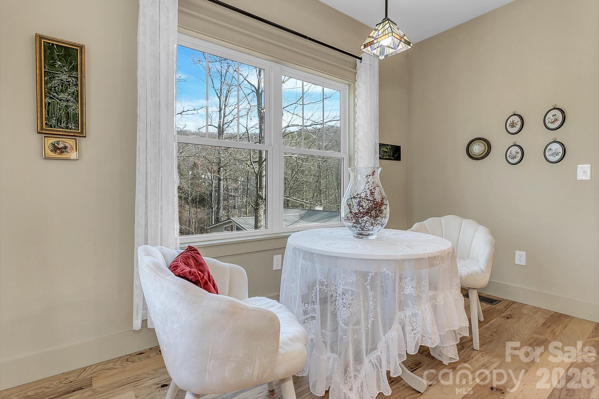 40 Rangeley Drive — Asheville