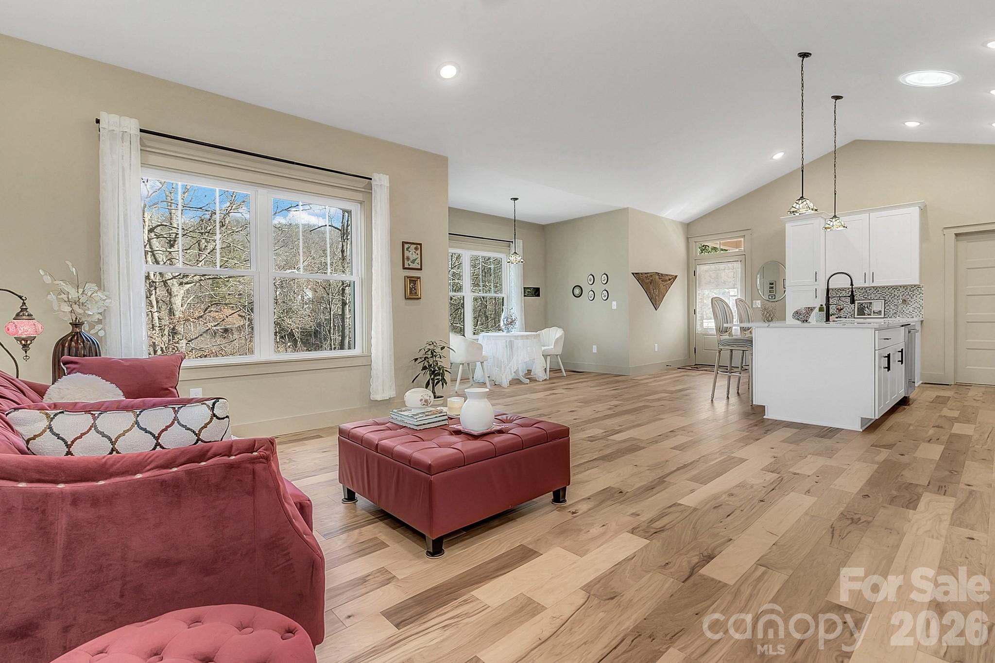 40 Rangeley Drive — Asheville