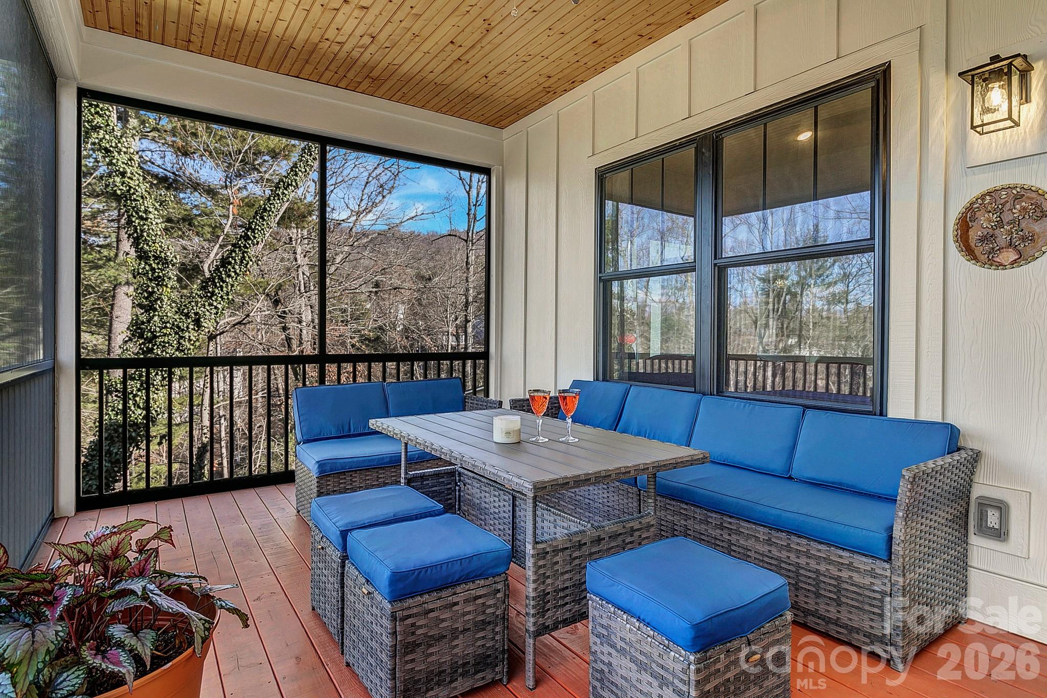 40 Rangeley Drive — Asheville