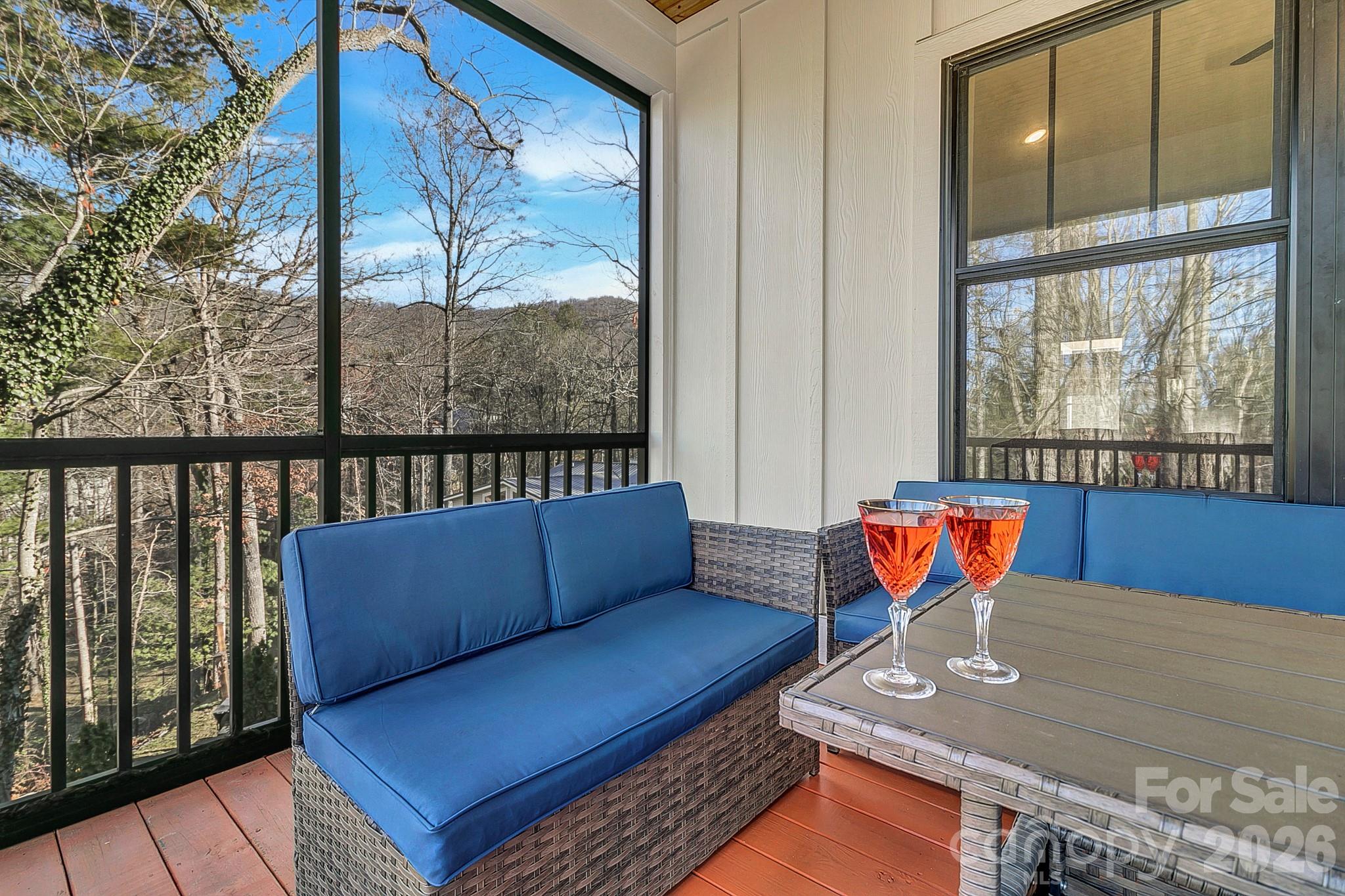 40 Rangeley Drive — Asheville