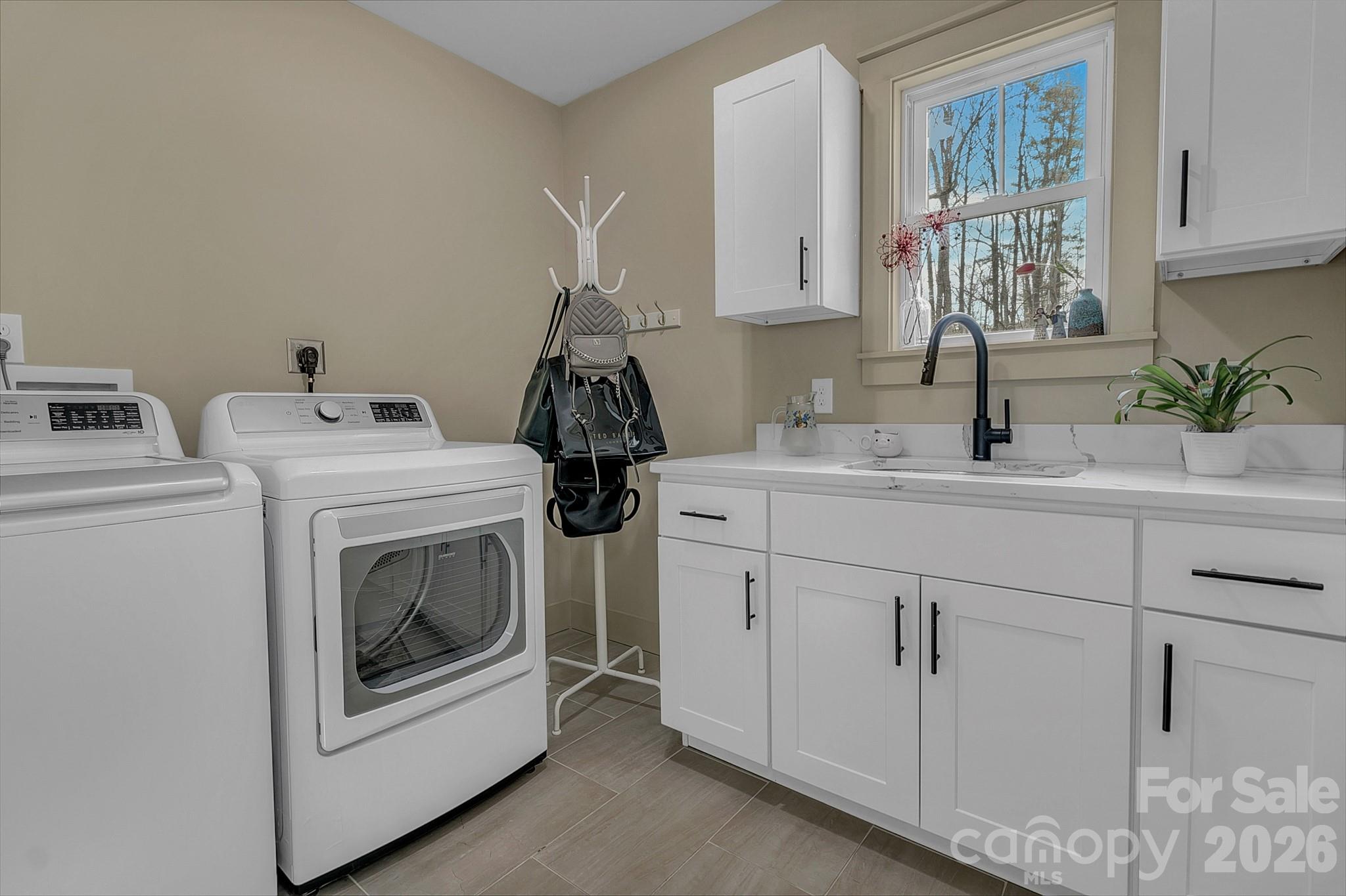 40 Rangeley Drive — Asheville