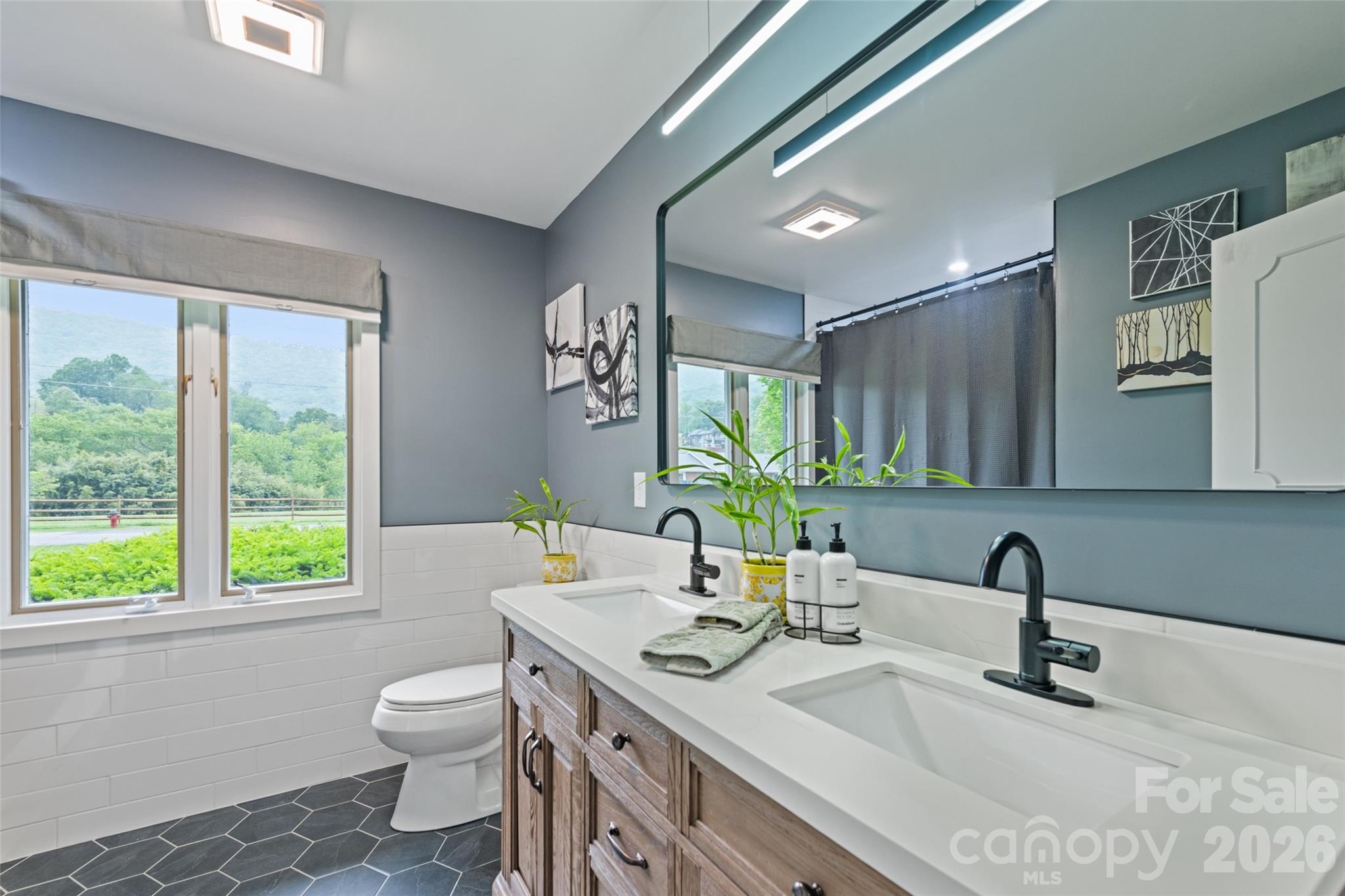 225 Valley View Terrace — Waynesville