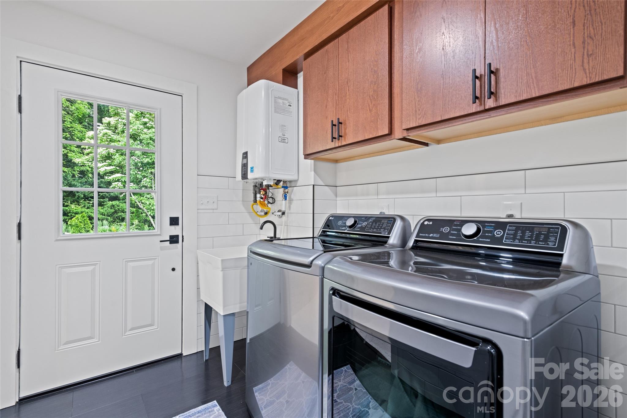 225 Valley View Terrace — Waynesville