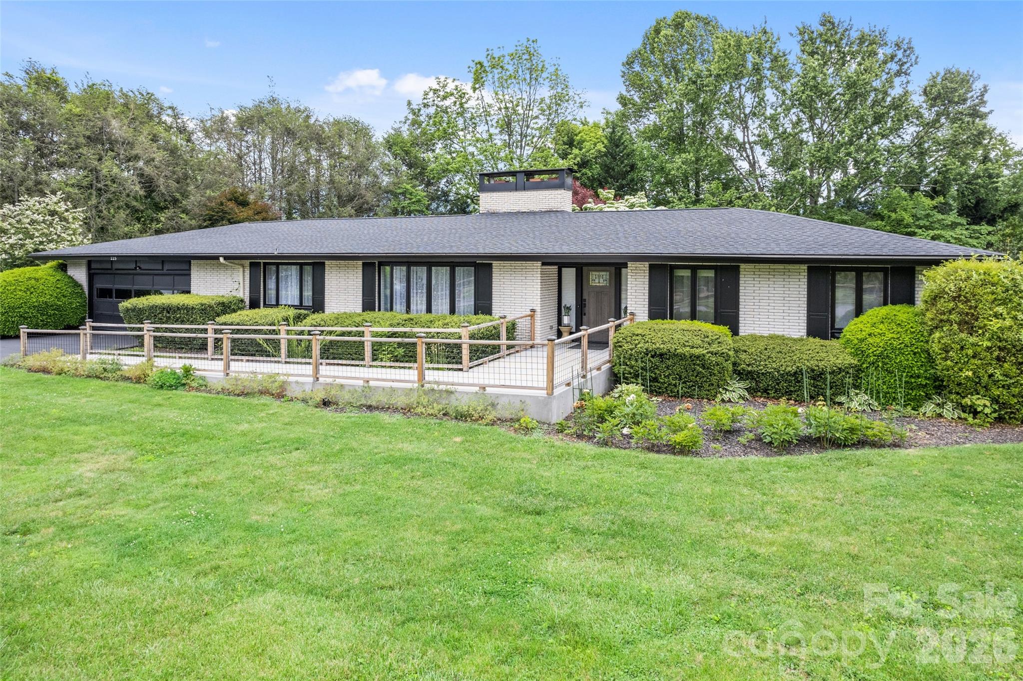225 Valley View Terrace — Waynesville
