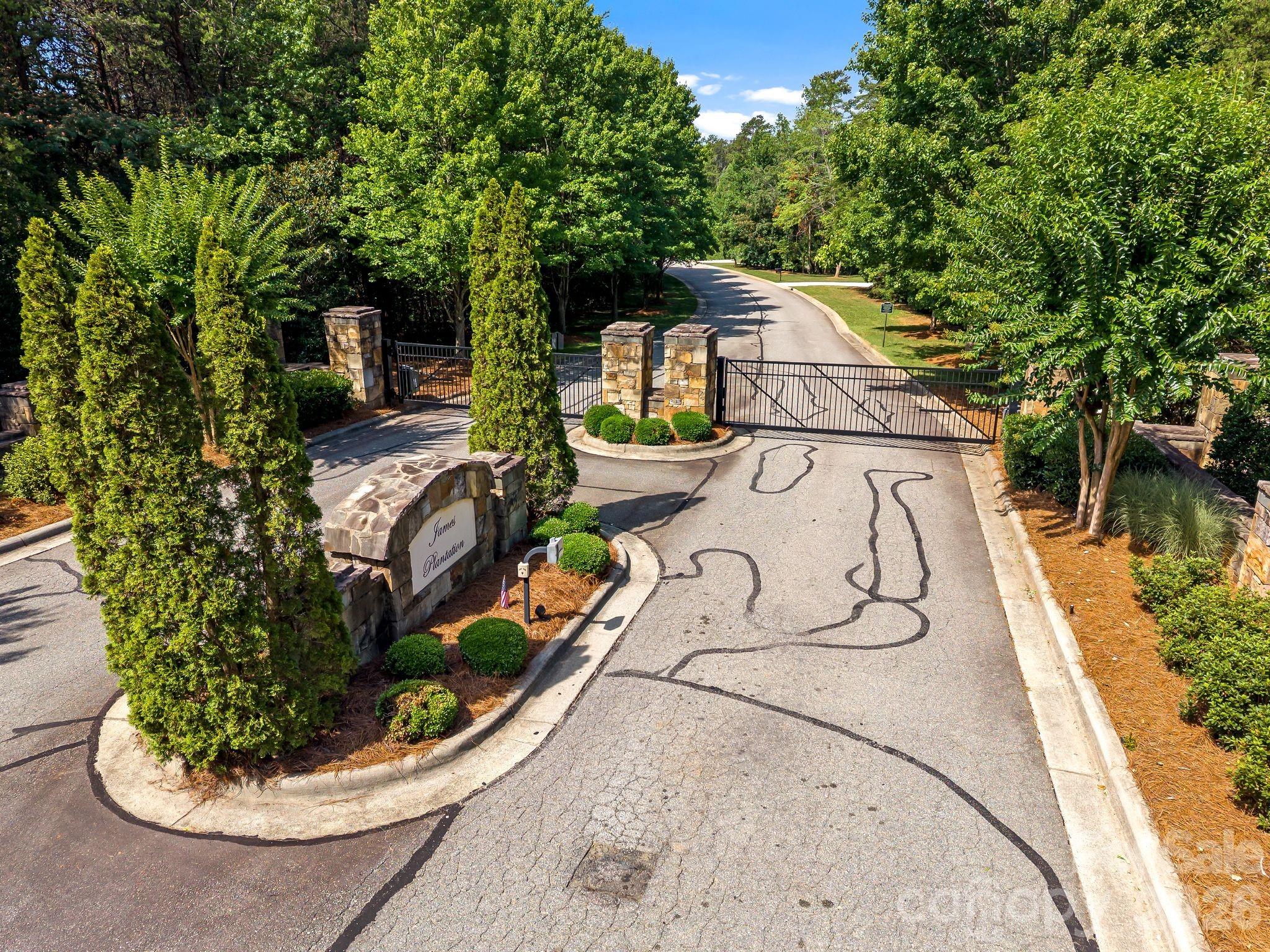 3207 James Plantation Drive — Denver
