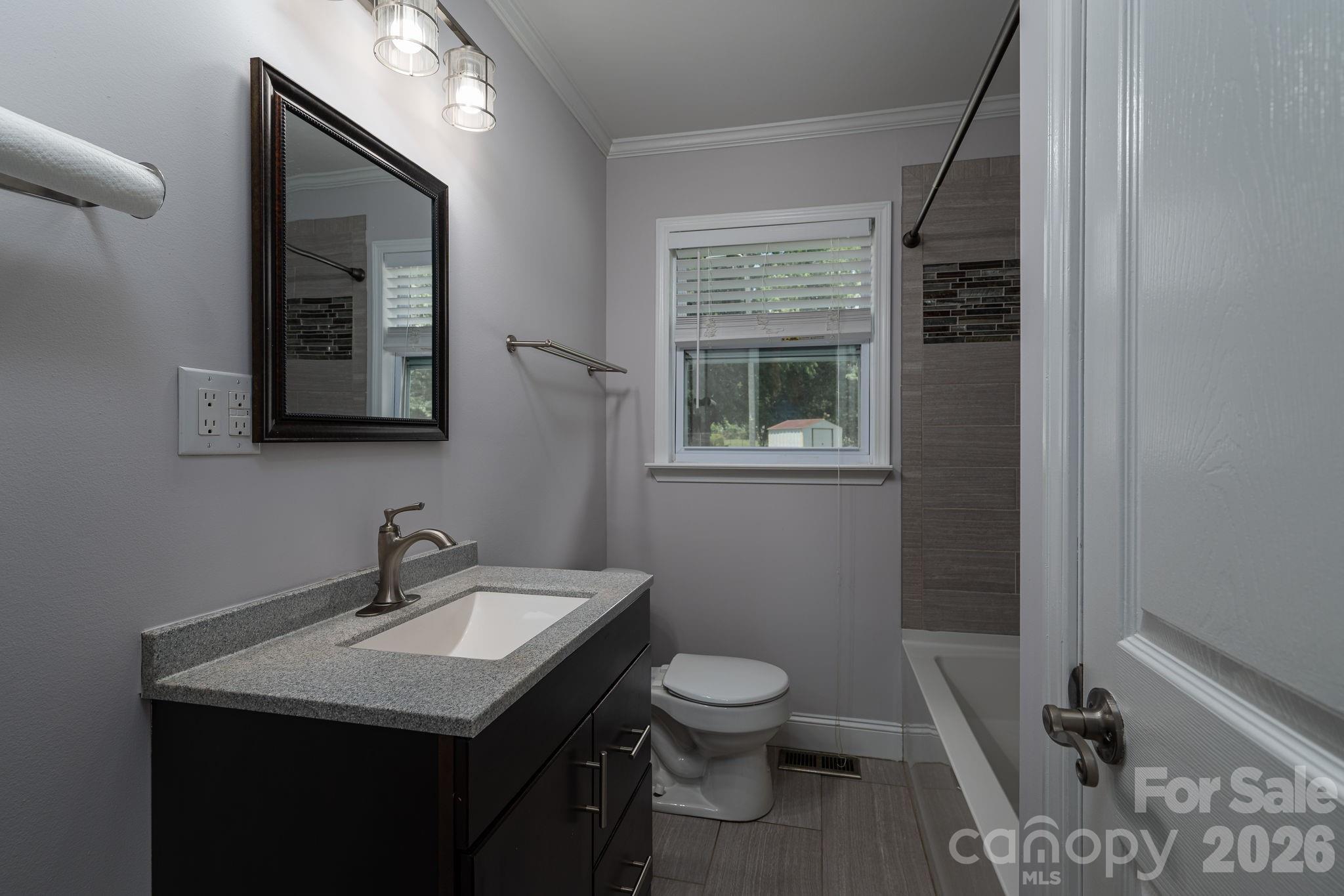 203 Park Road — Mount Holly