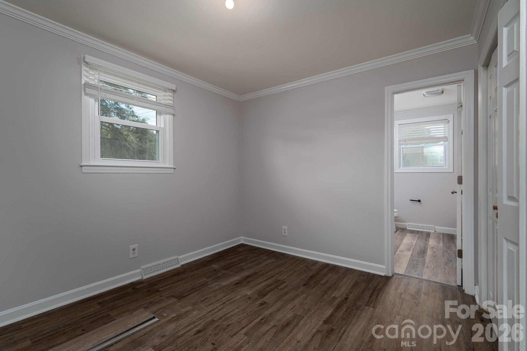 203 Park Road — Mount Holly