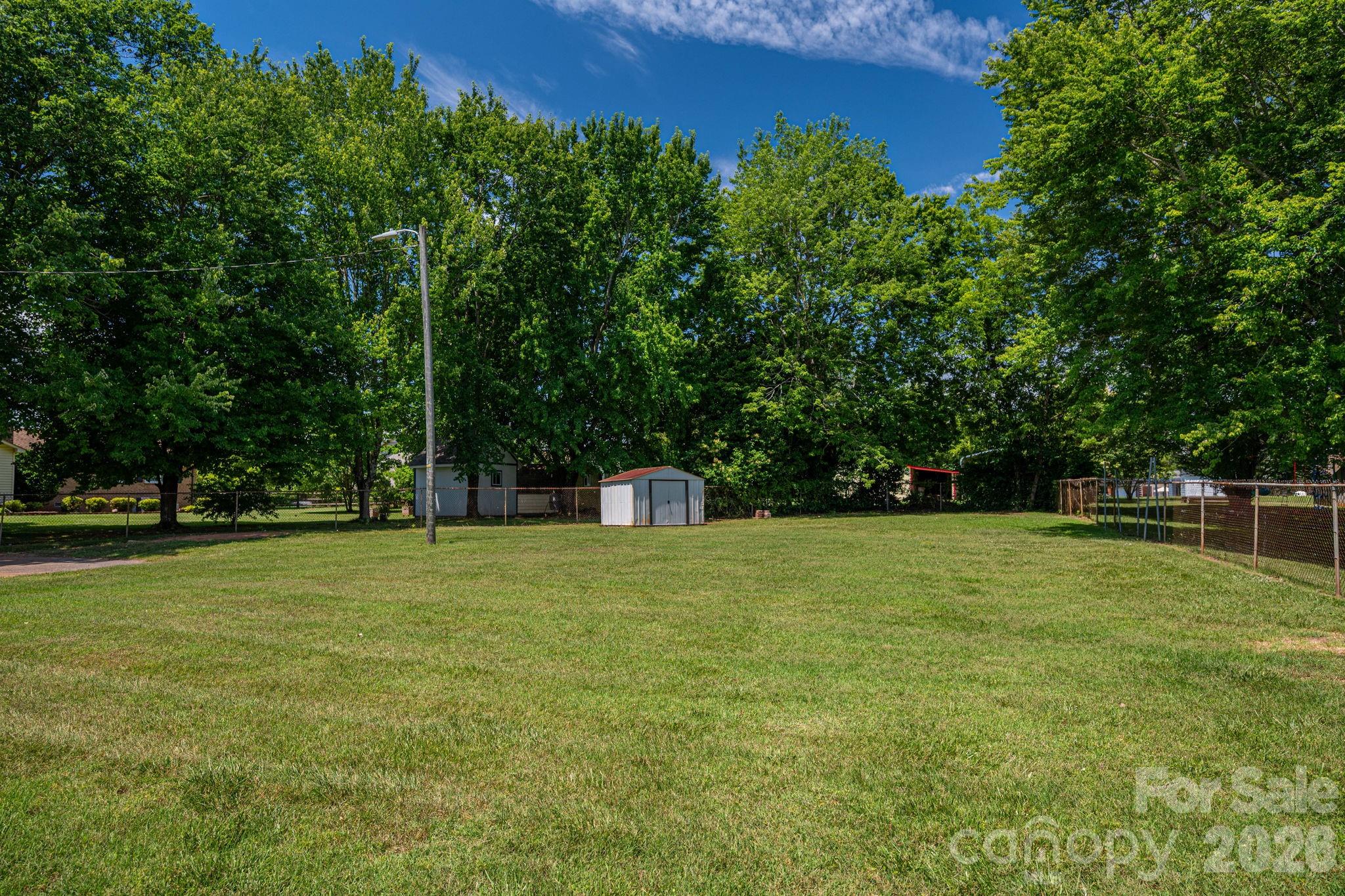 203 Park Road — Mount Holly