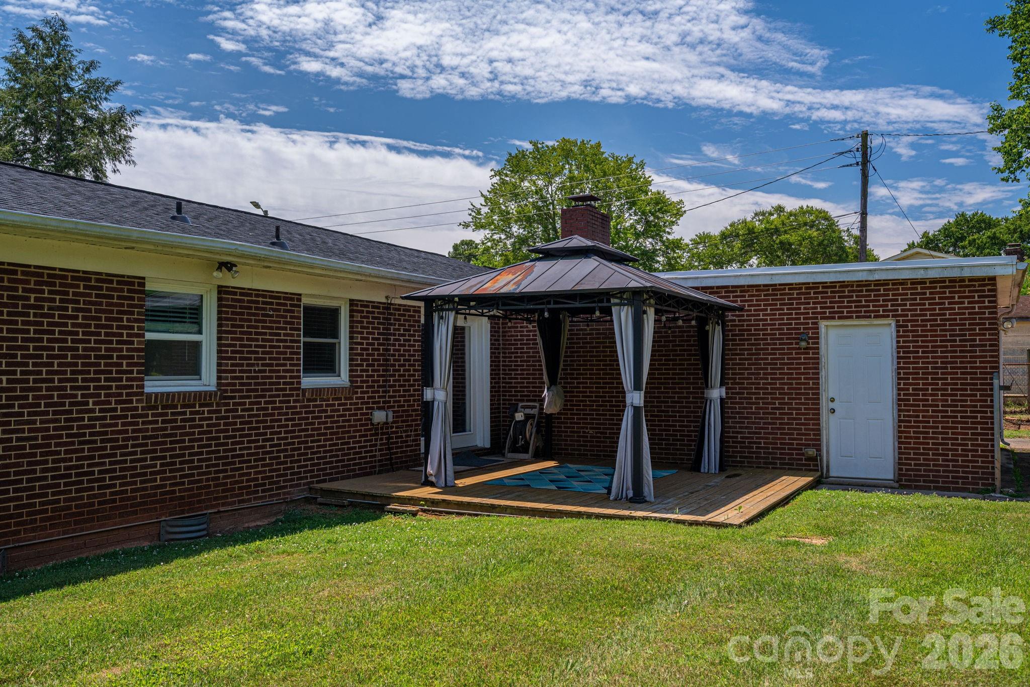 203 Park Road — Mount Holly