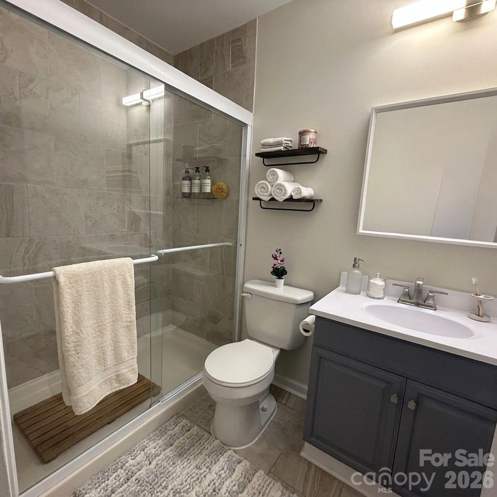 12334 Danby Road — Pineville
