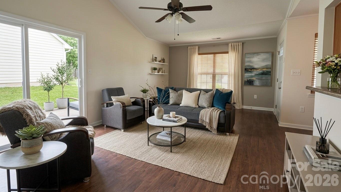 12334 Danby Road — Pineville