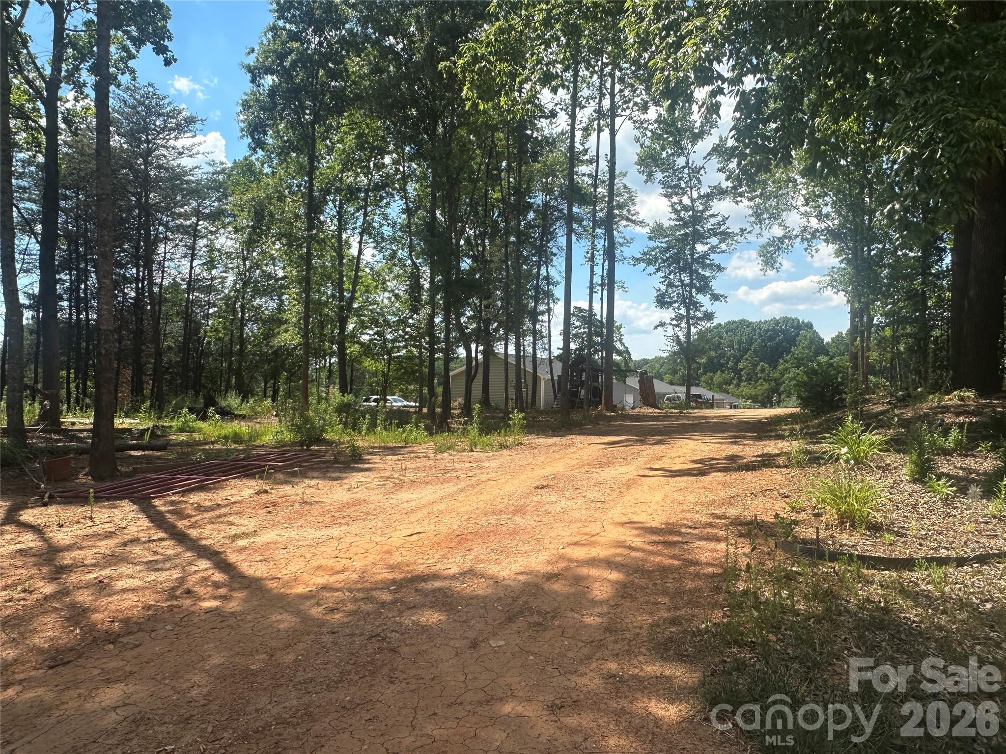 330 W Memorial Highway — Harmony