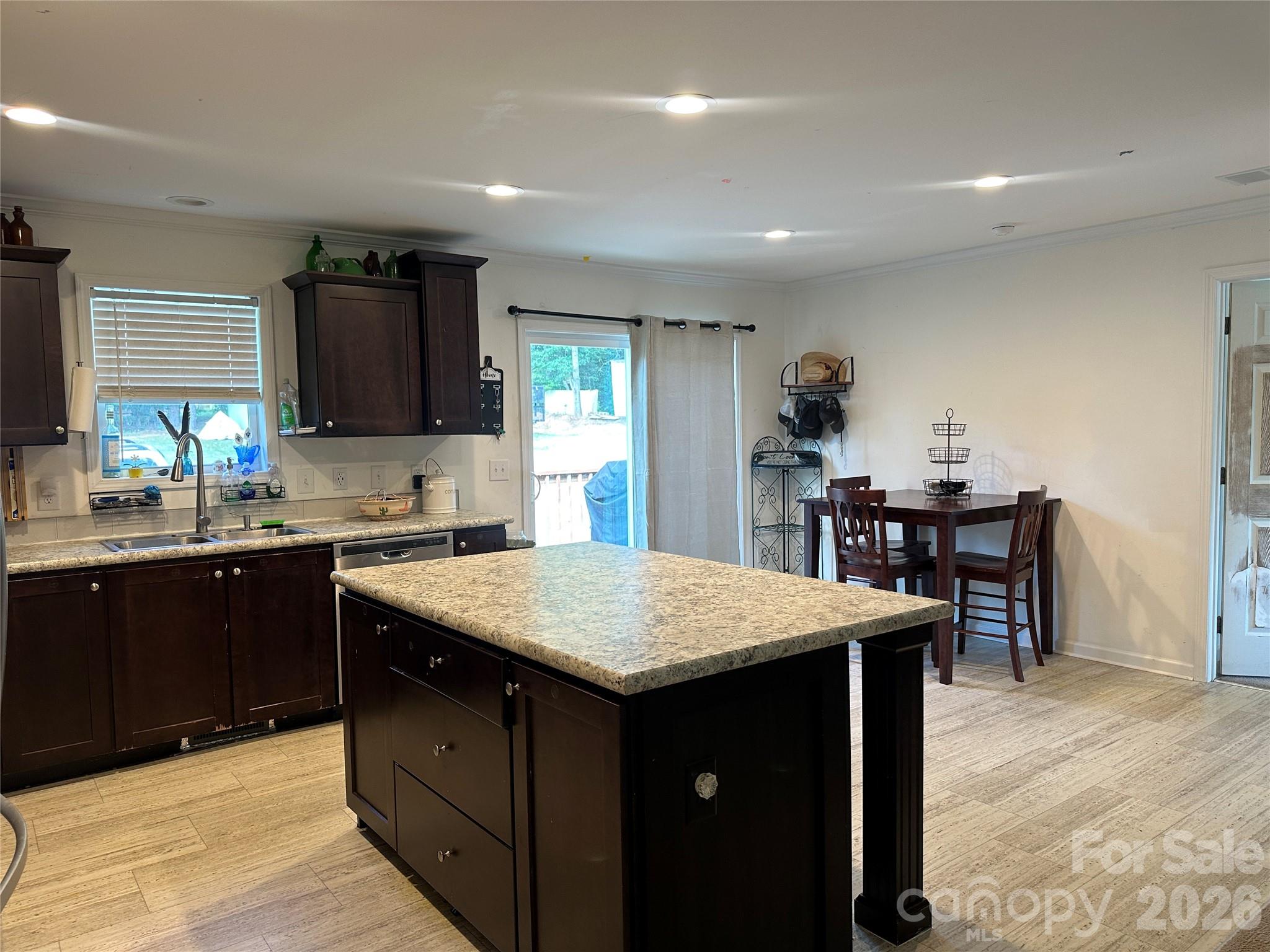 330 W Memorial Highway — Harmony