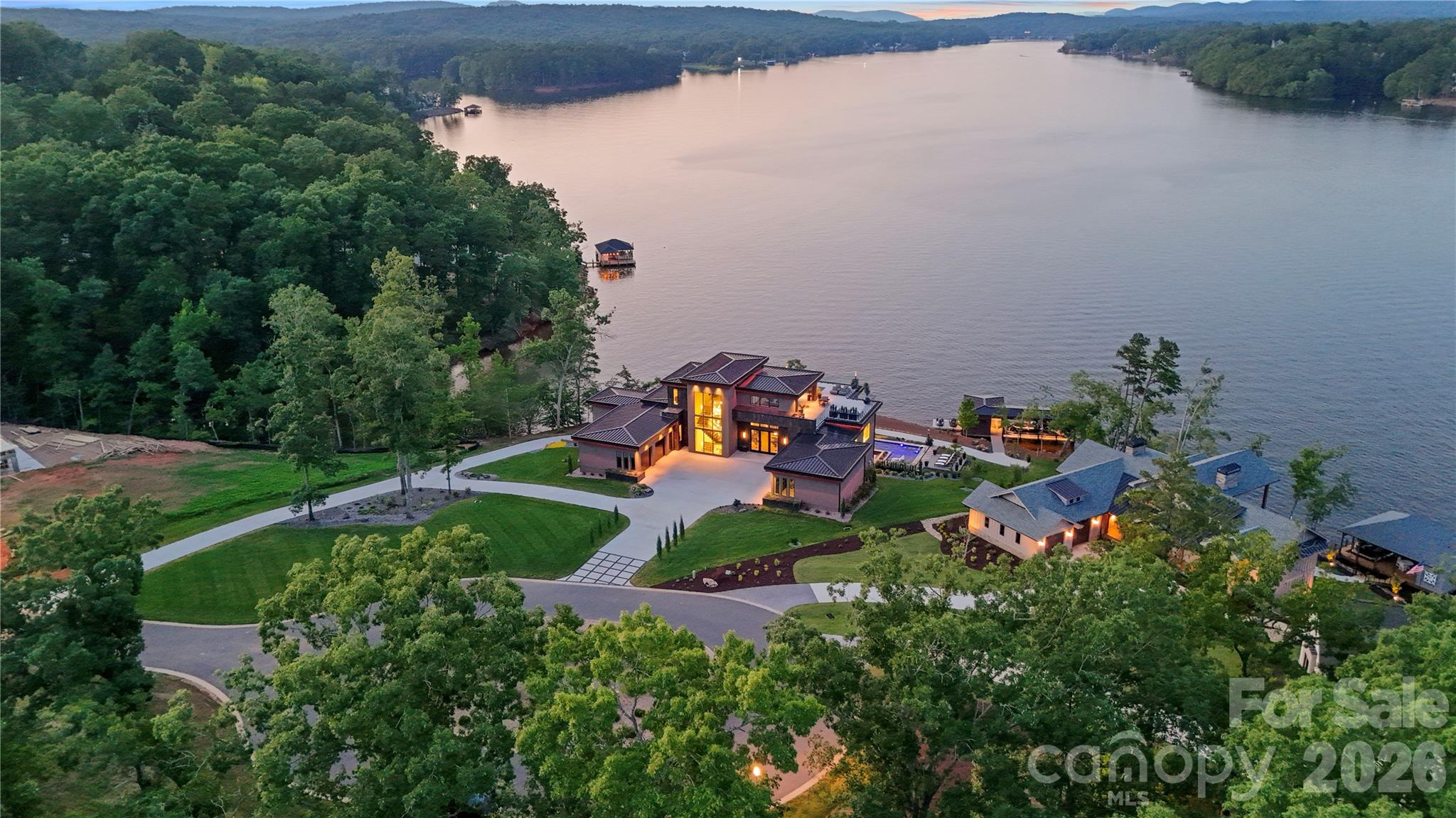 127 Brightwood Court — Norwood