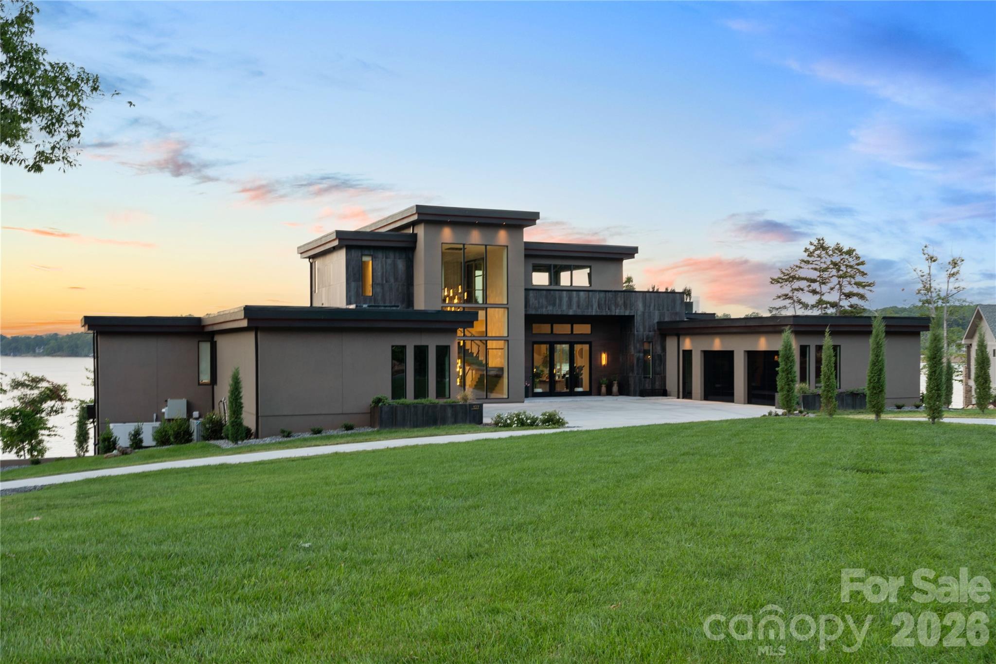 127 Brightwood Court — Norwood