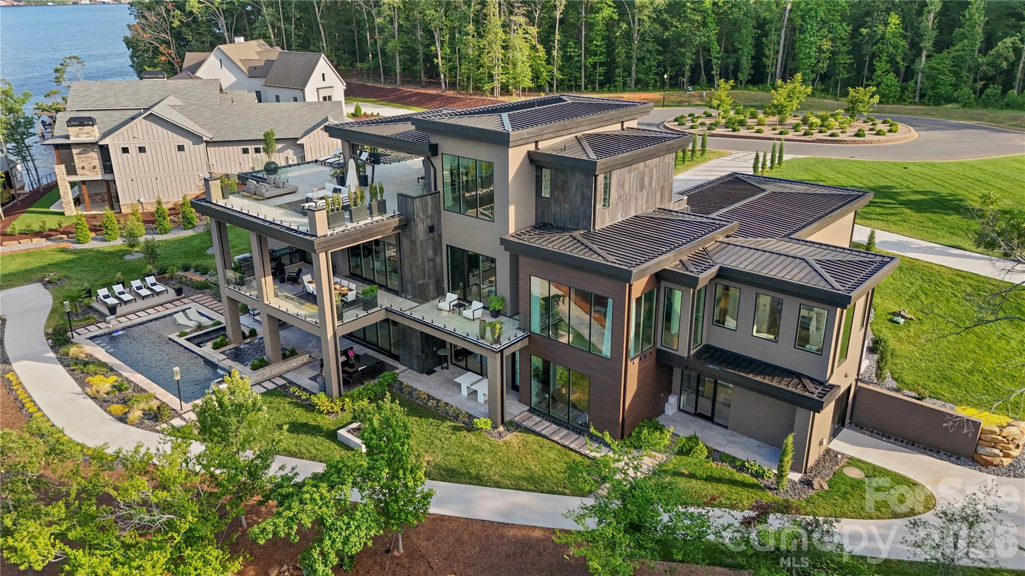 127 Brightwood Court — Norwood