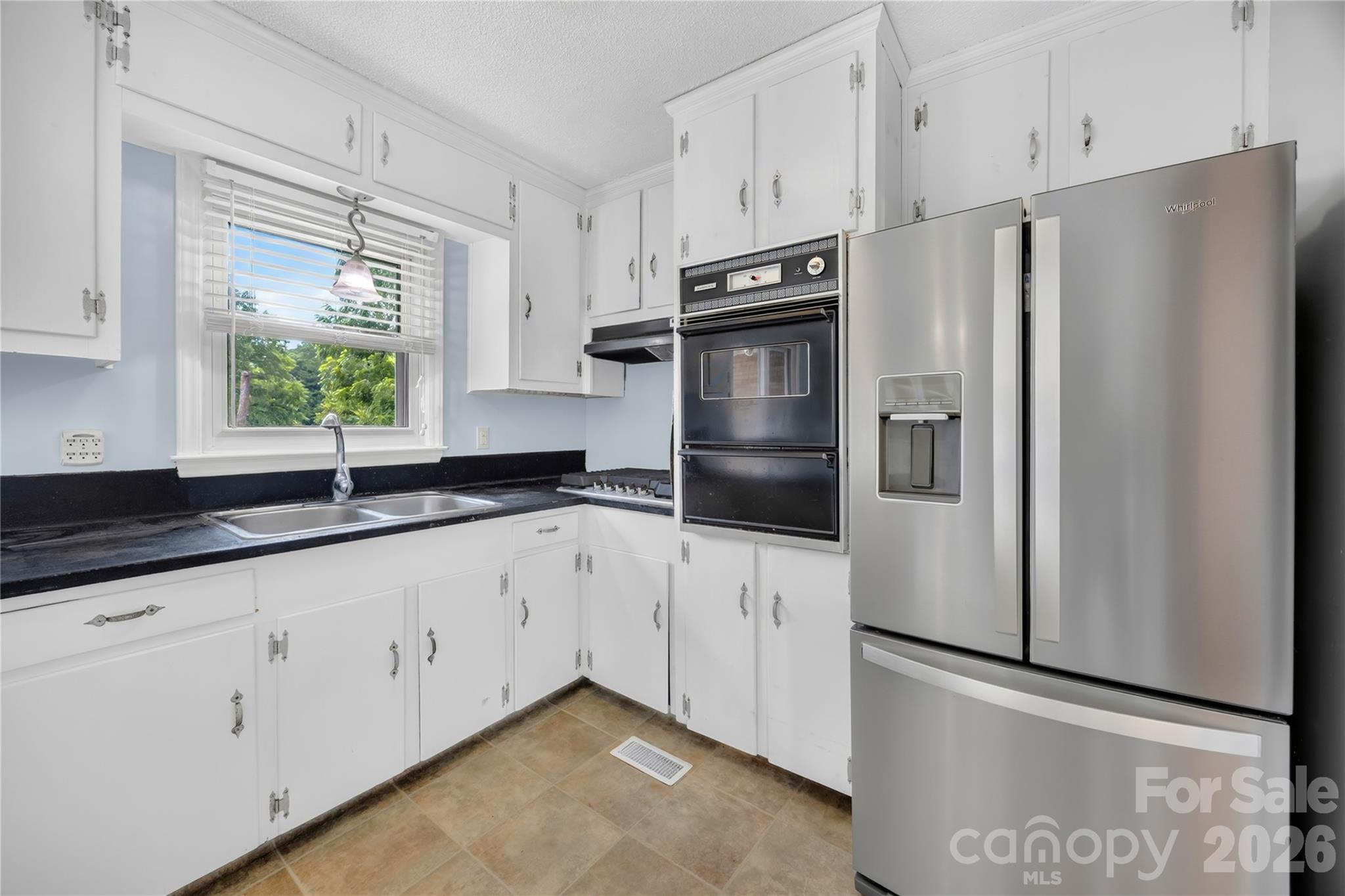205 Gaddis Drive — Mount Holly