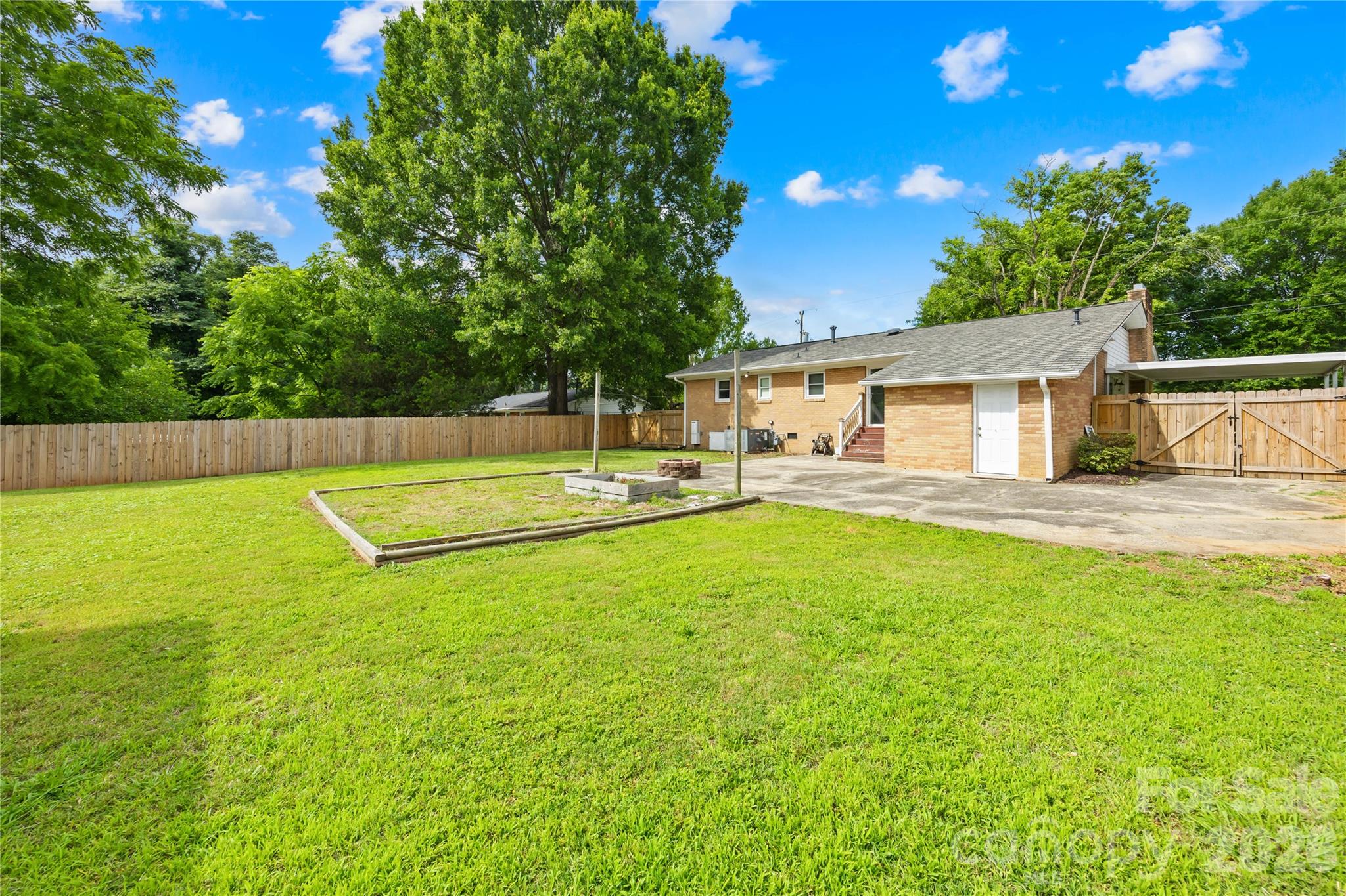 205 Gaddis Drive — Mount Holly