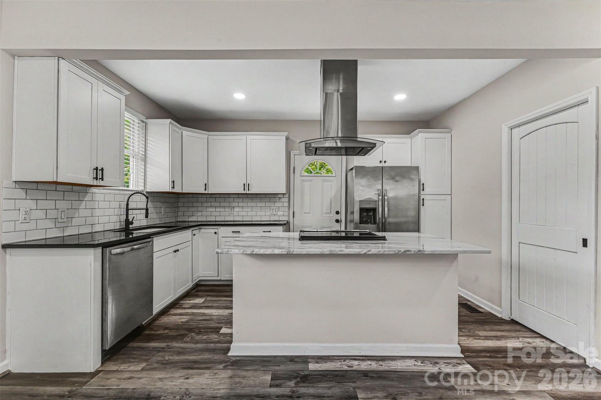 905 W 6th Avenue B None — Gastonia