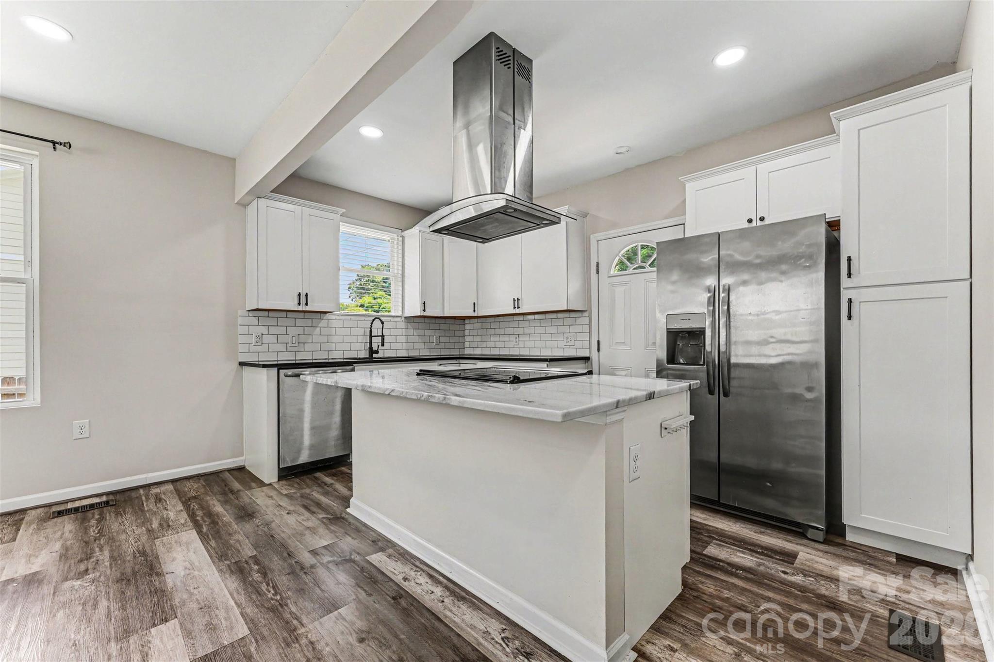 905 W 6th Avenue B None — Gastonia