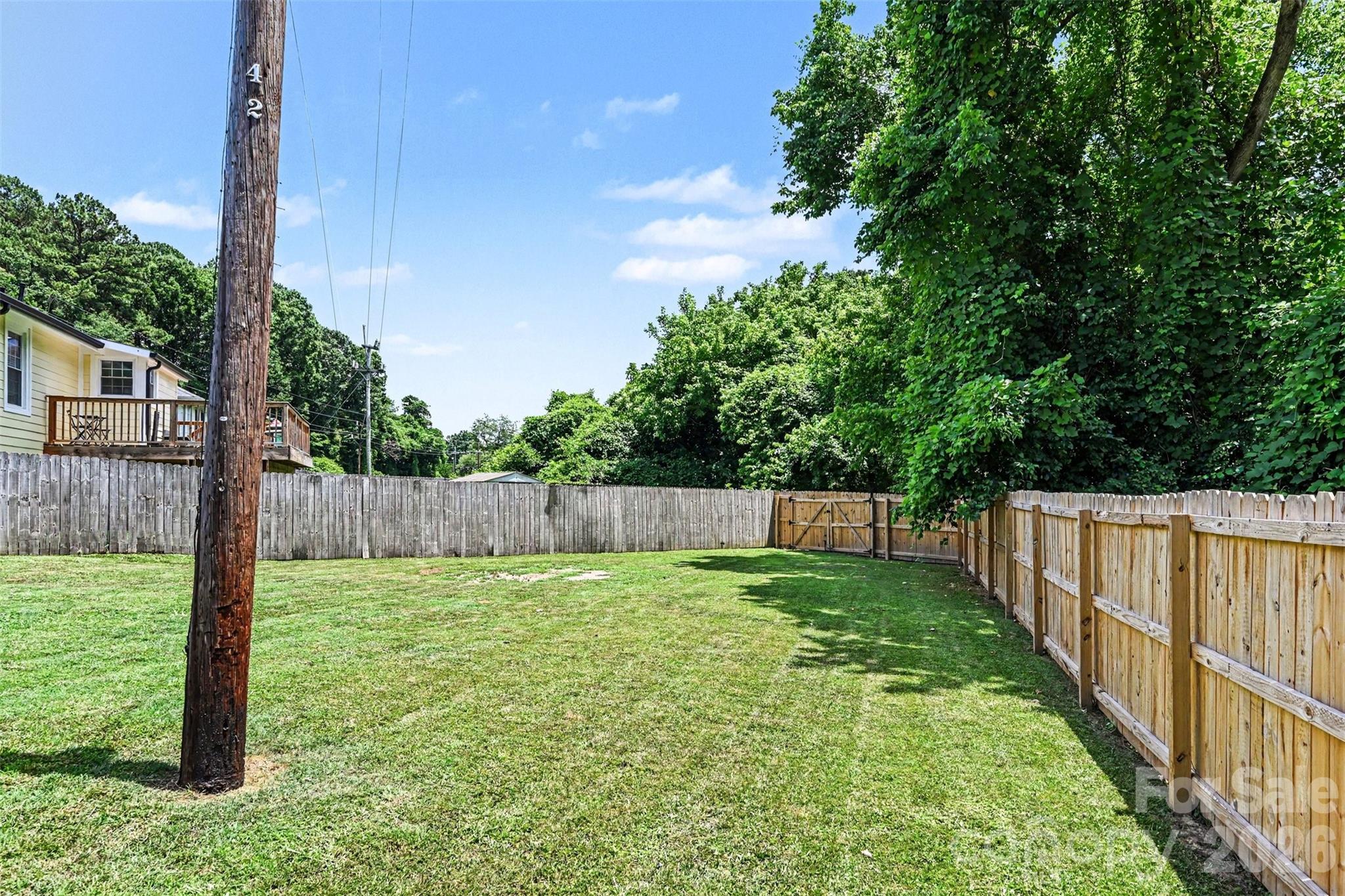 905 W 6th Avenue B None — Gastonia