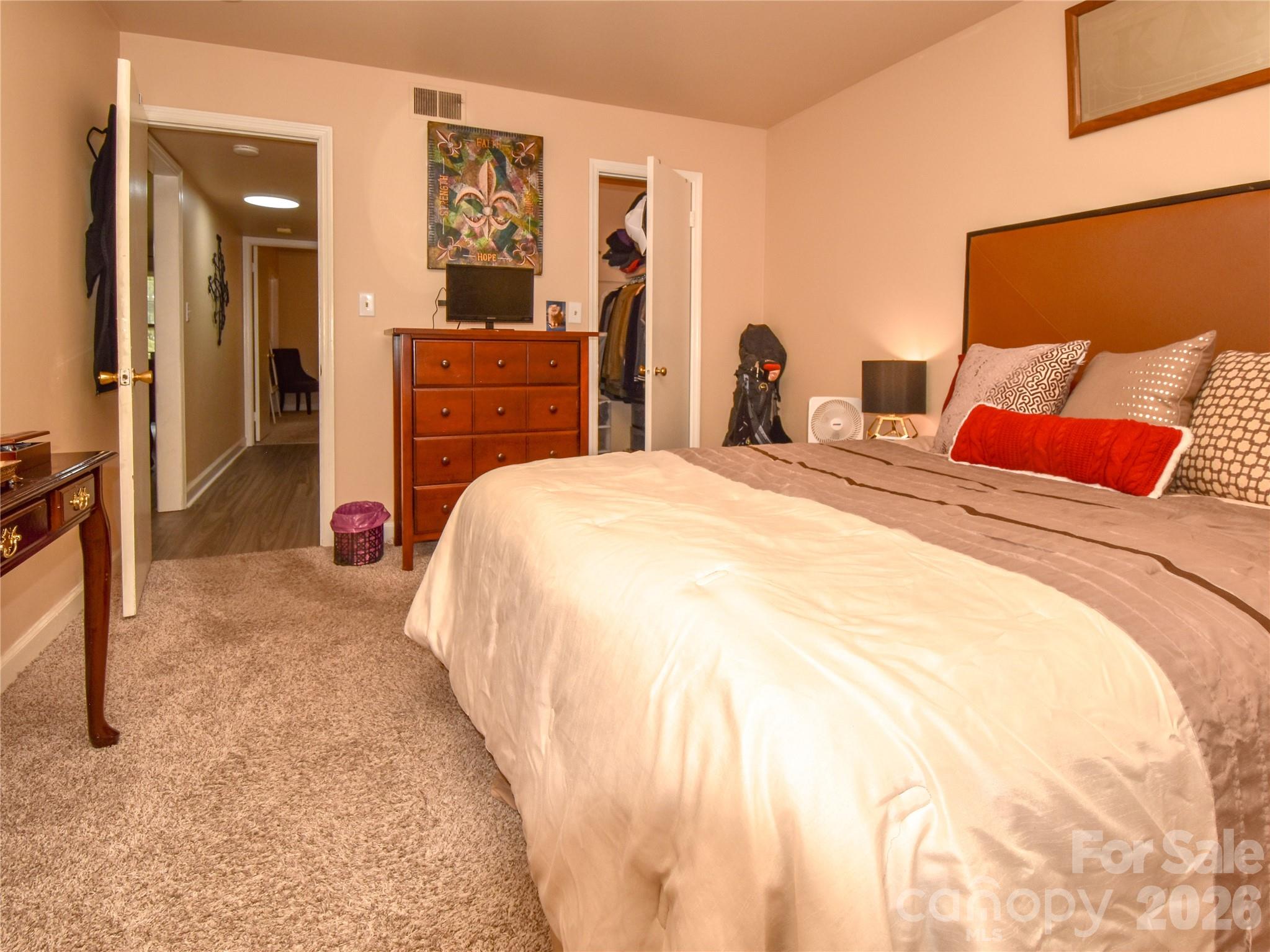 2890 Carriage Drive — Winston Salem