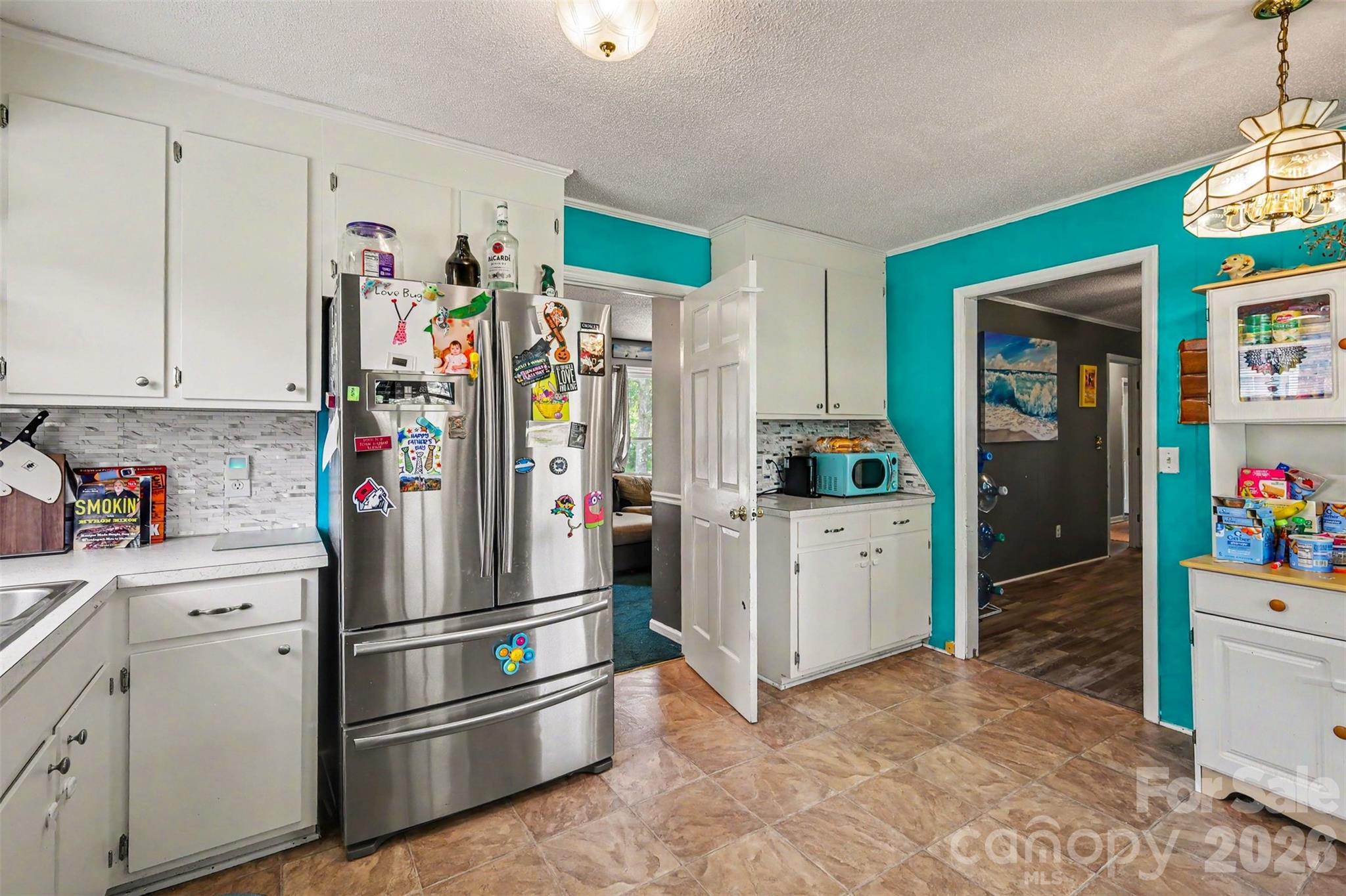 2570 Watson Drive — Lancaster