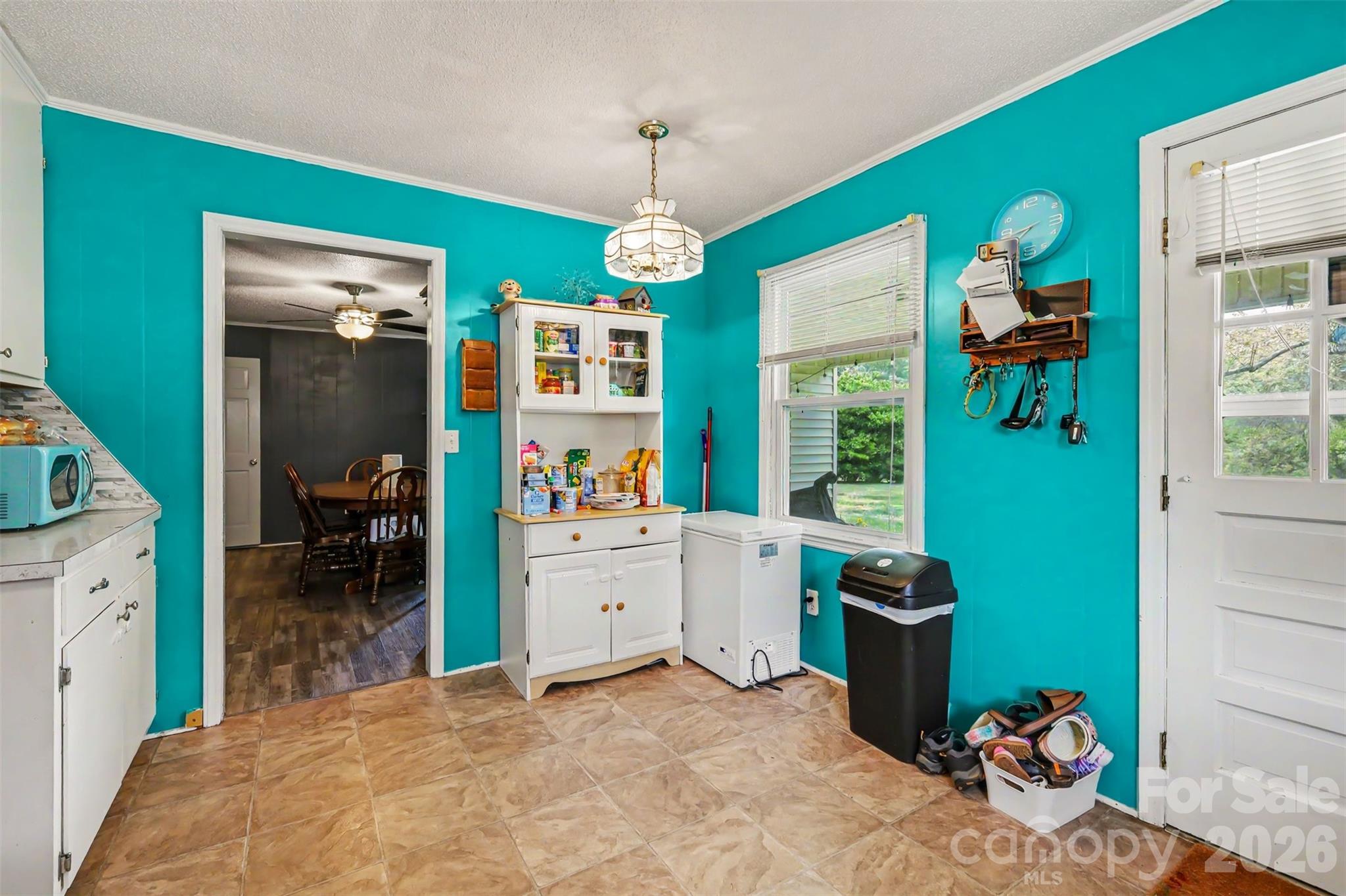 2570 Watson Drive — Lancaster