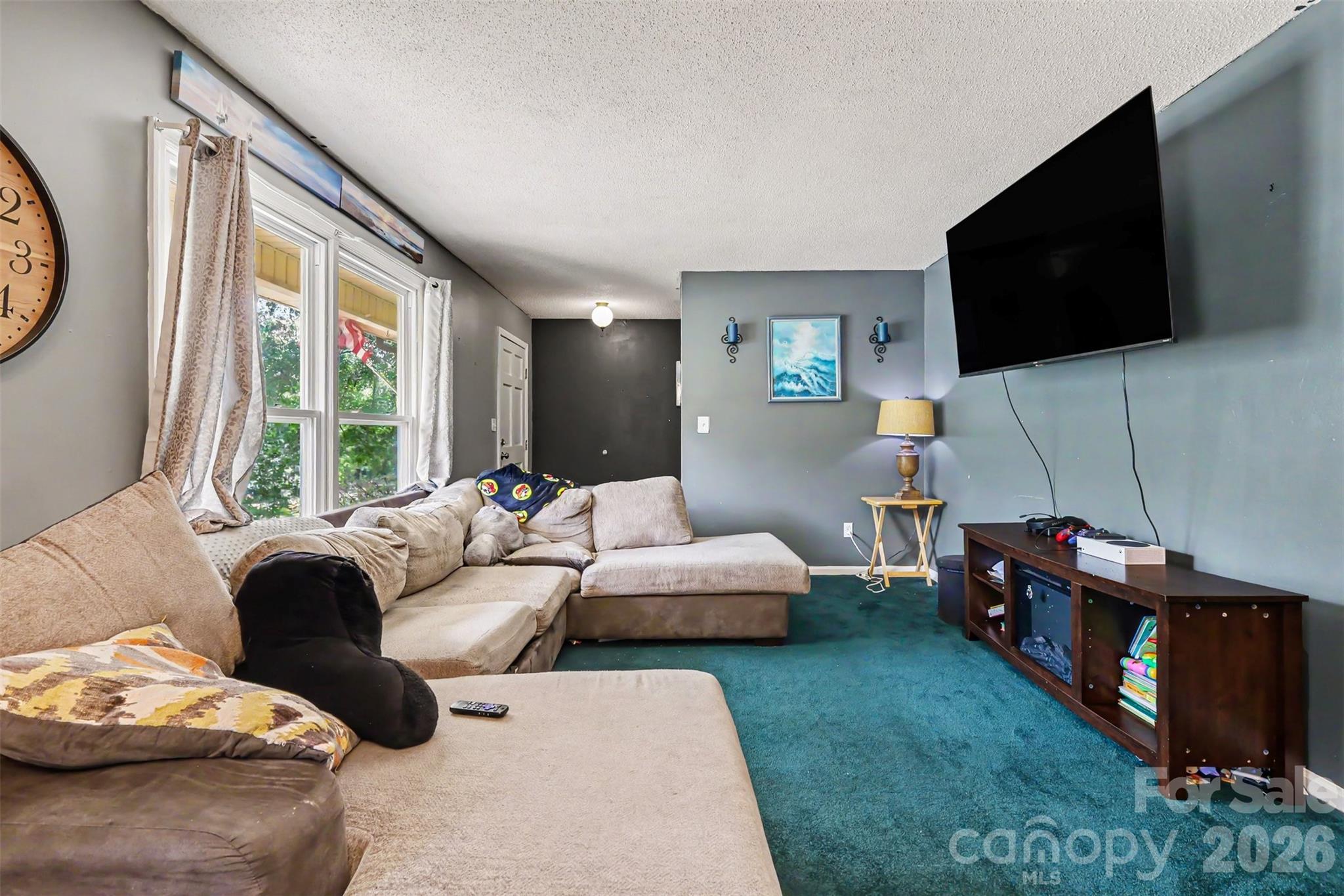 2570 Watson Drive — Lancaster