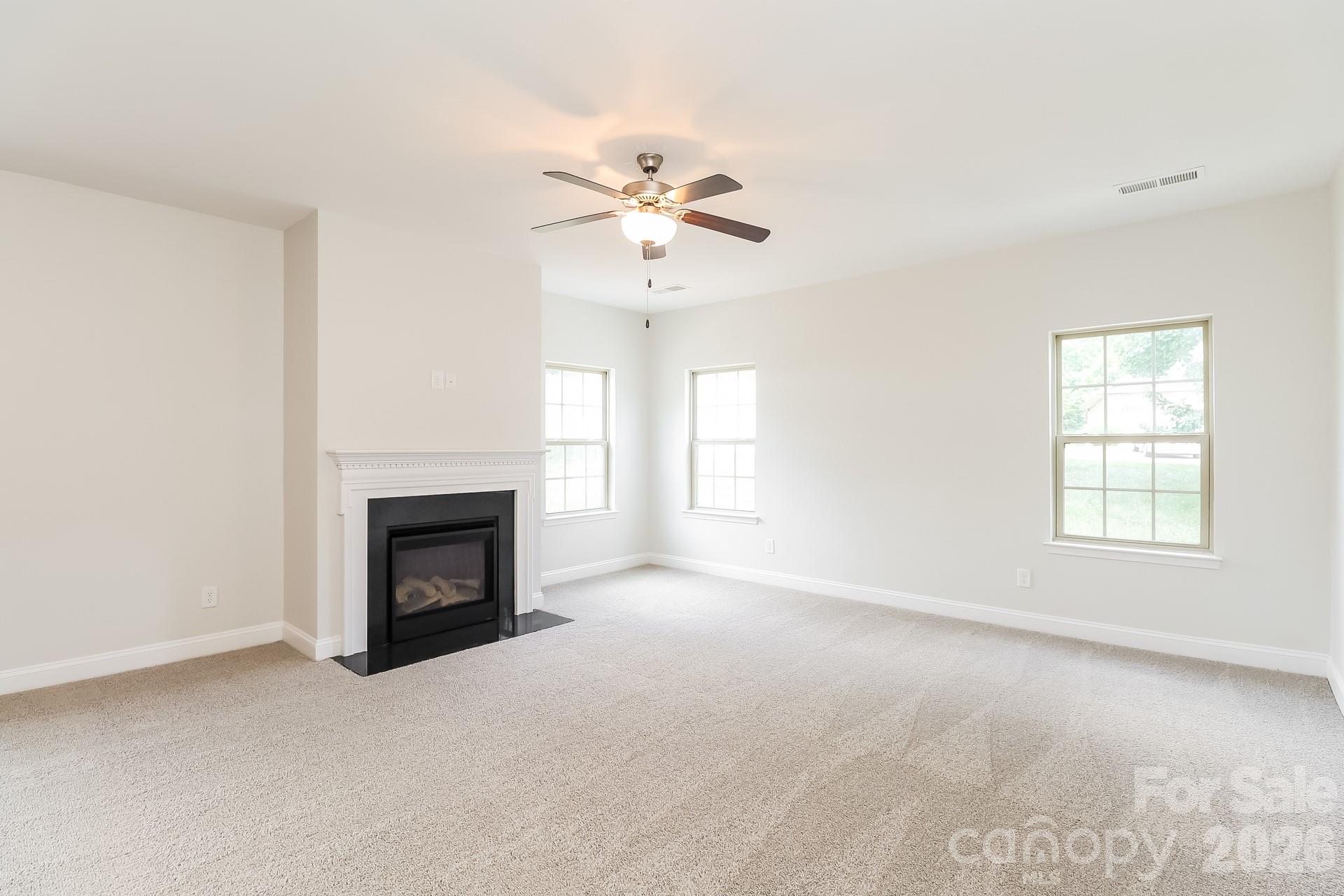 205 Taylors Creek Street — Mount Holly