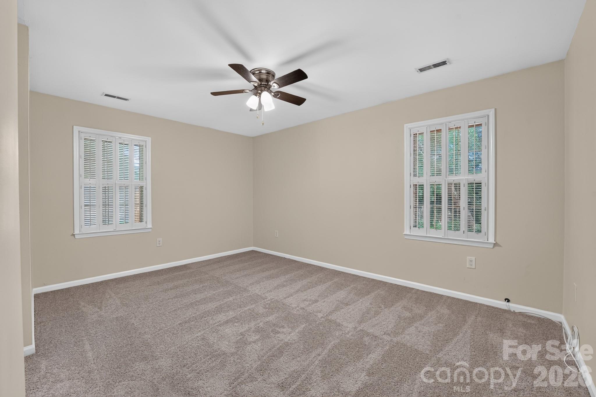 7812 Surreywood Place — Charlotte