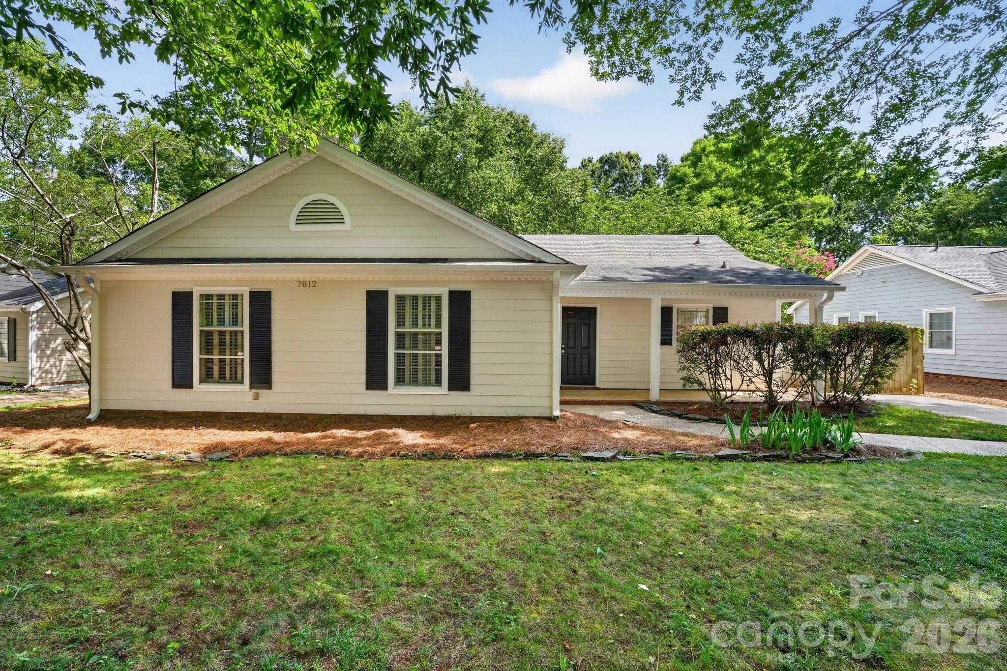 7812 Surreywood Place — Charlotte