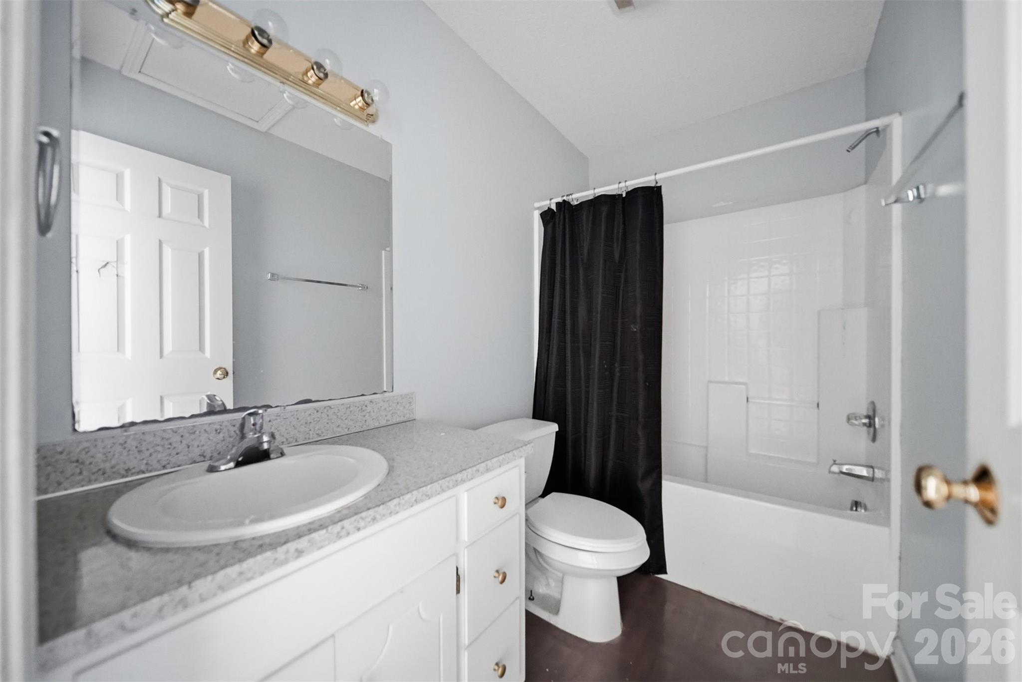 820 Horseshoe Lake Road — Lincolnton