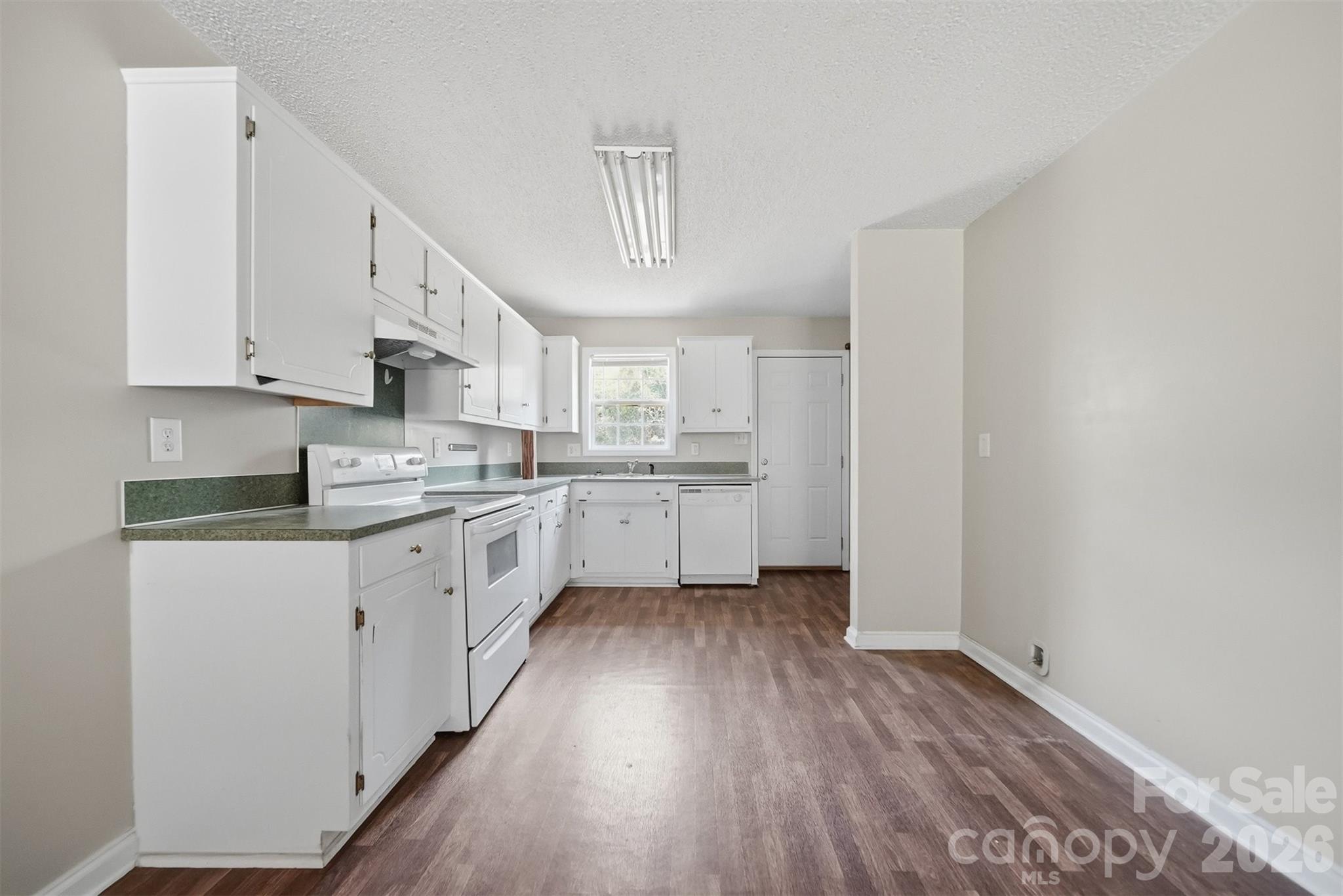 820 Horseshoe Lake Road — Lincolnton
