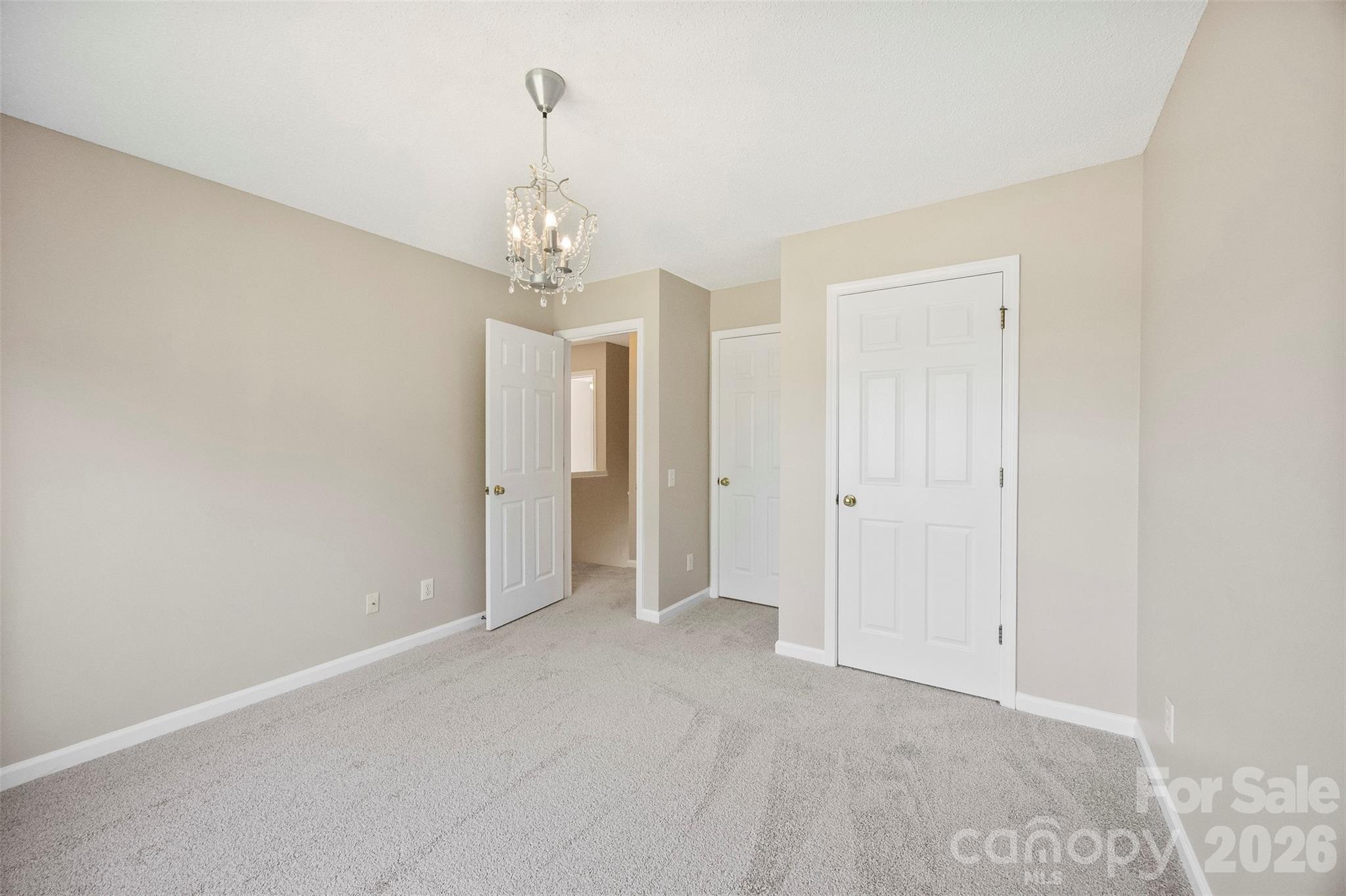 6004 Downfield Wood Drive — Charlotte