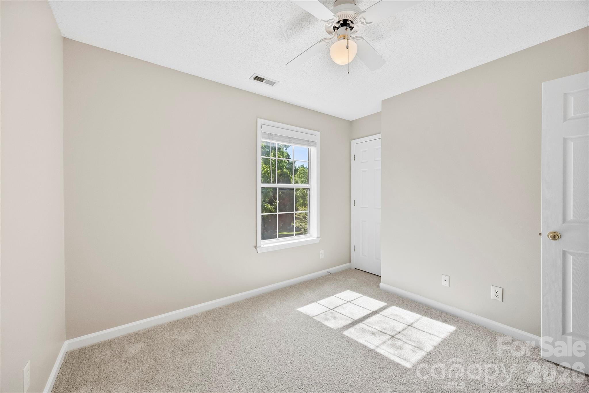 6004 Downfield Wood Drive — Charlotte