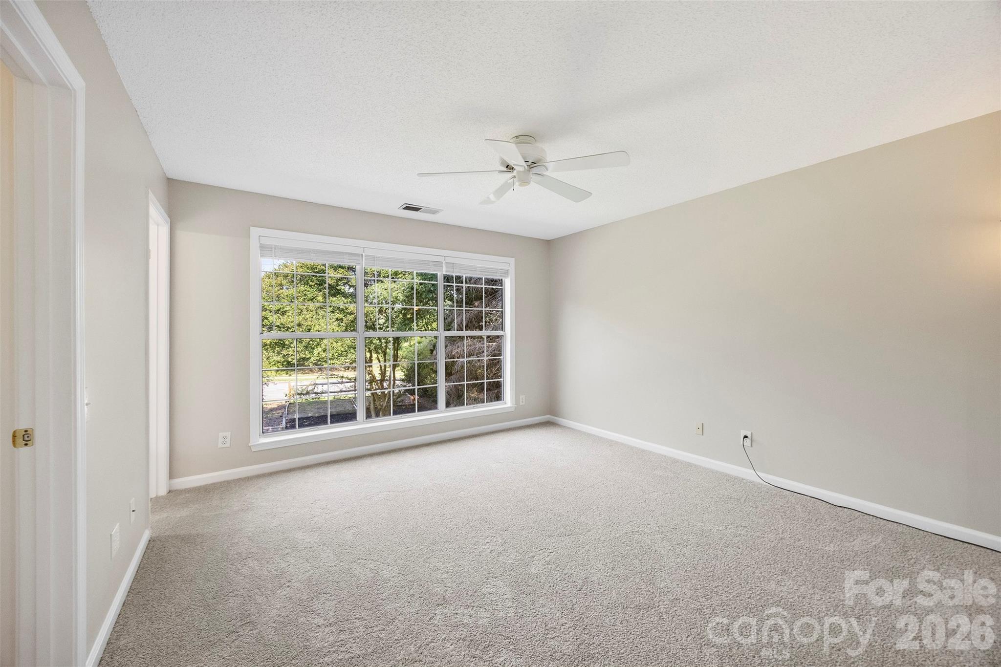 6004 Downfield Wood Drive — Charlotte