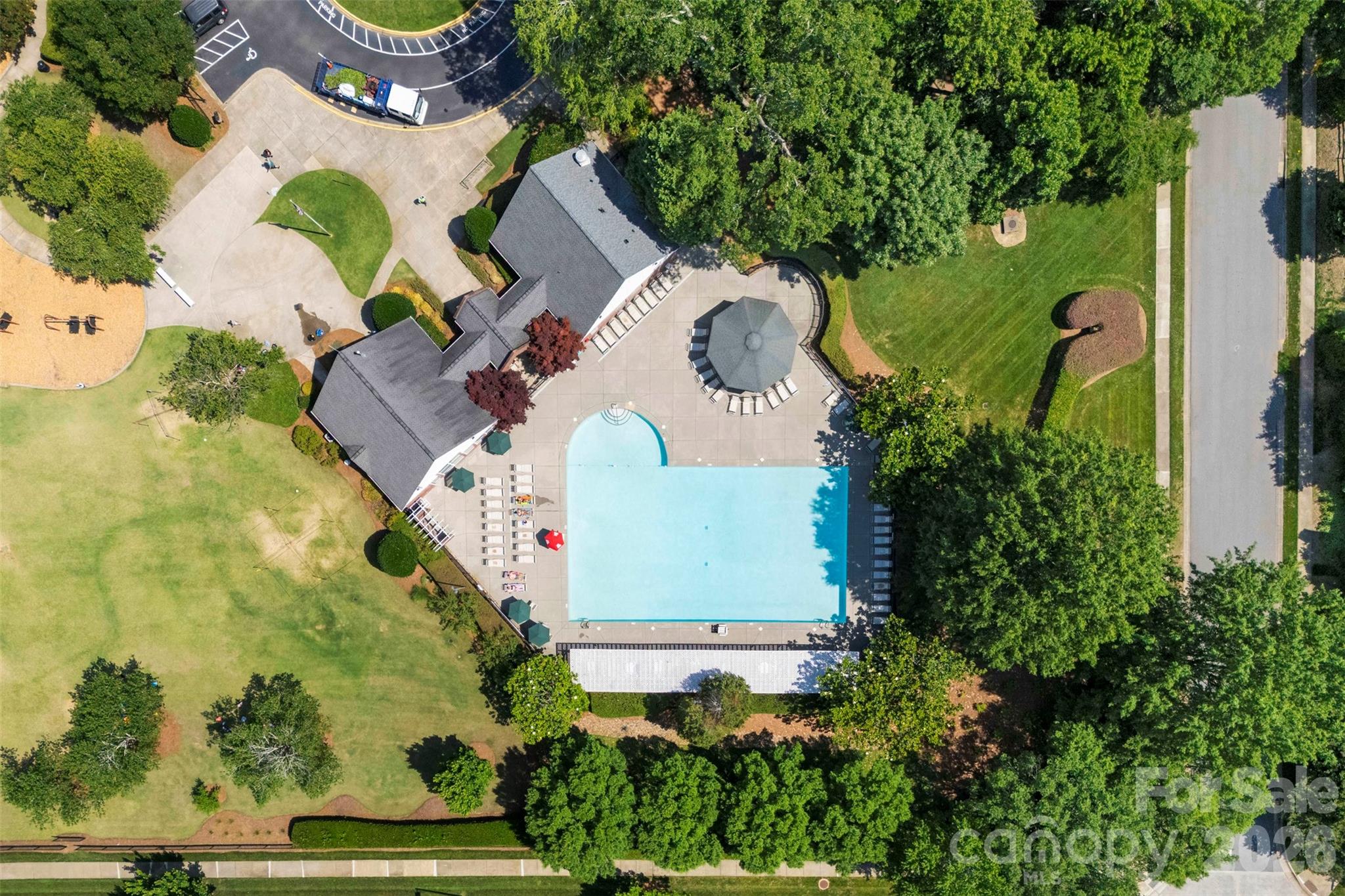 6004 Downfield Wood Drive — Charlotte
