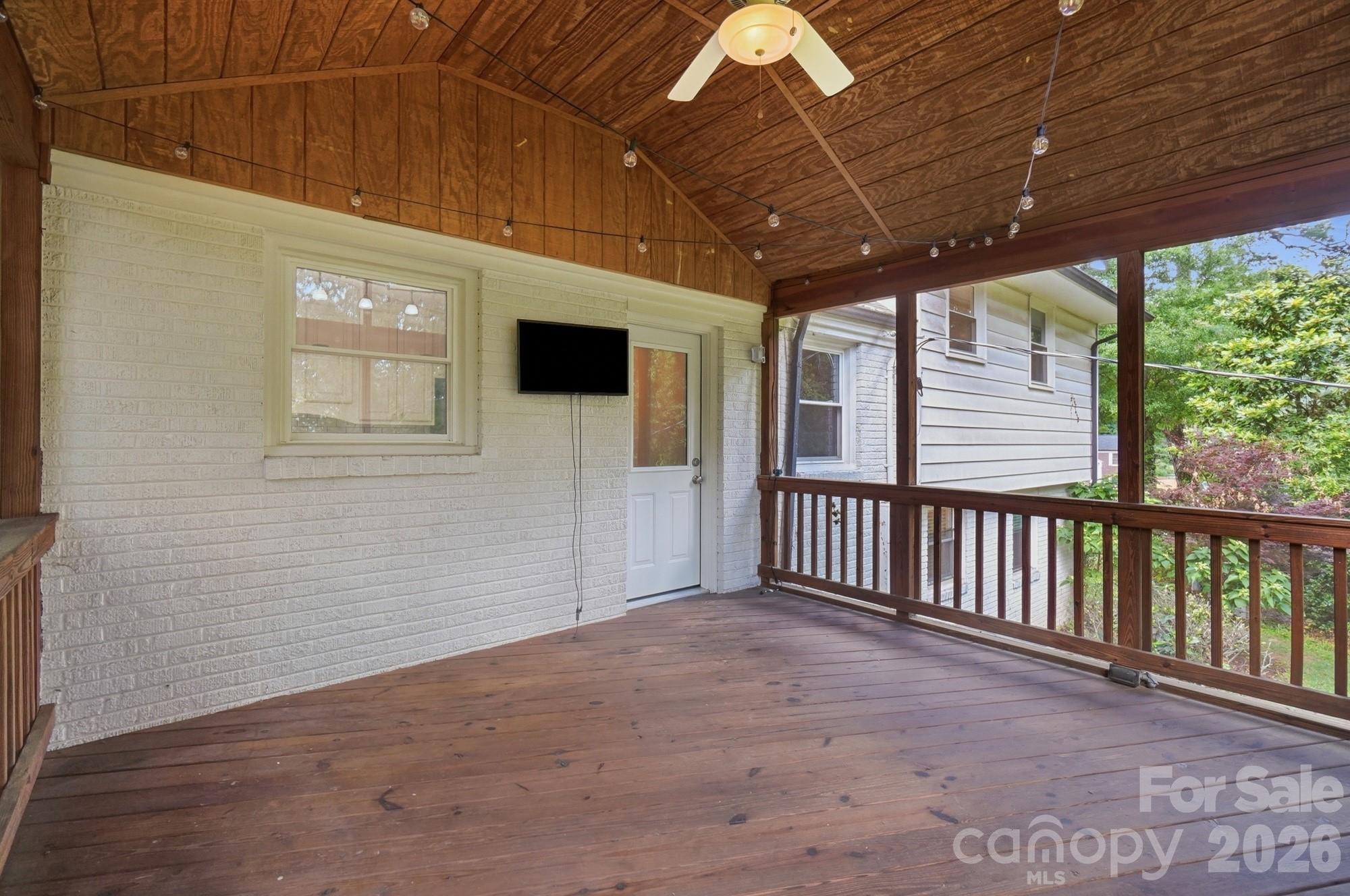 5108 White Oak Road — Charlotte