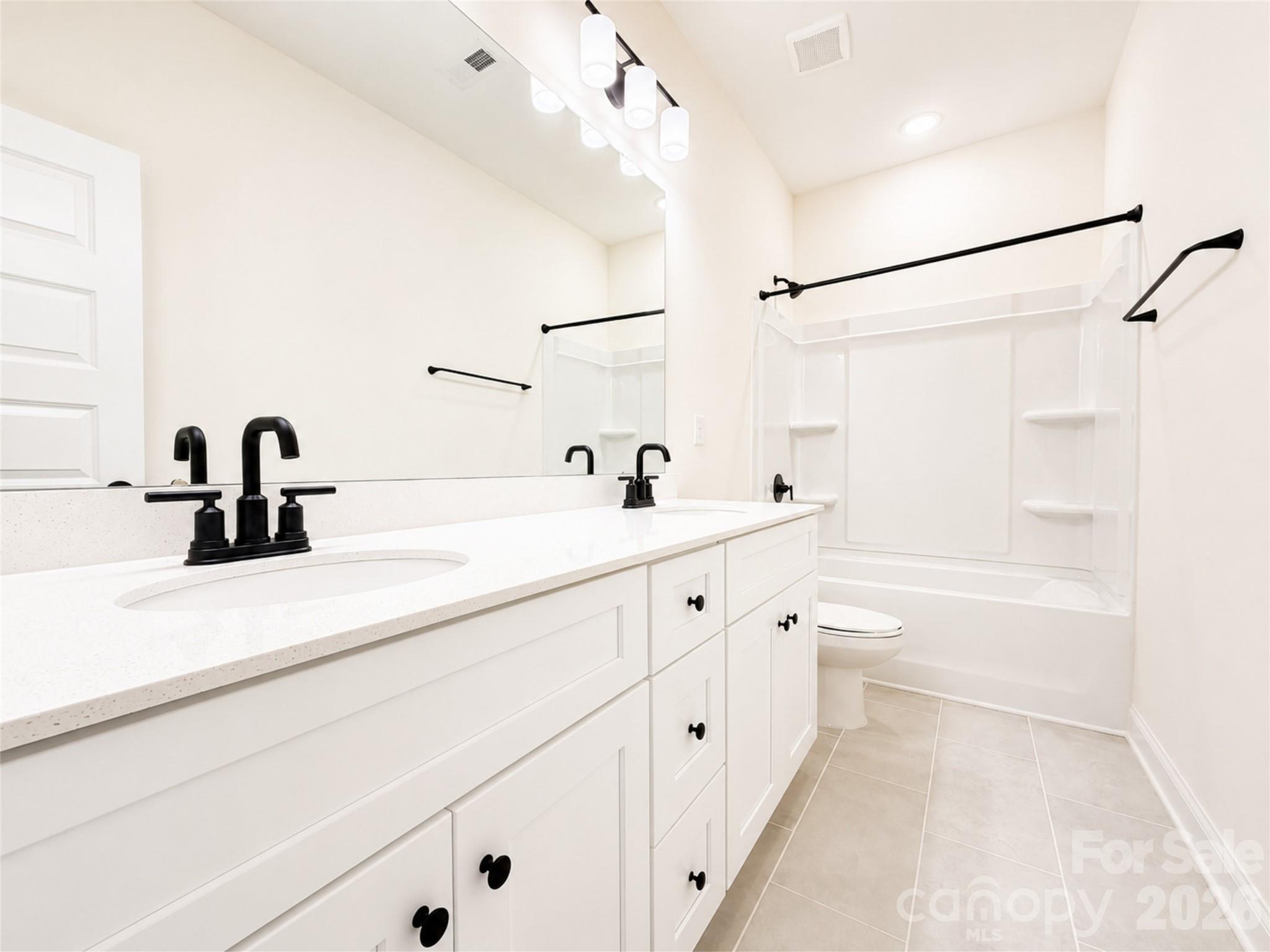 1232 N Sharon Amity Road — Charlotte