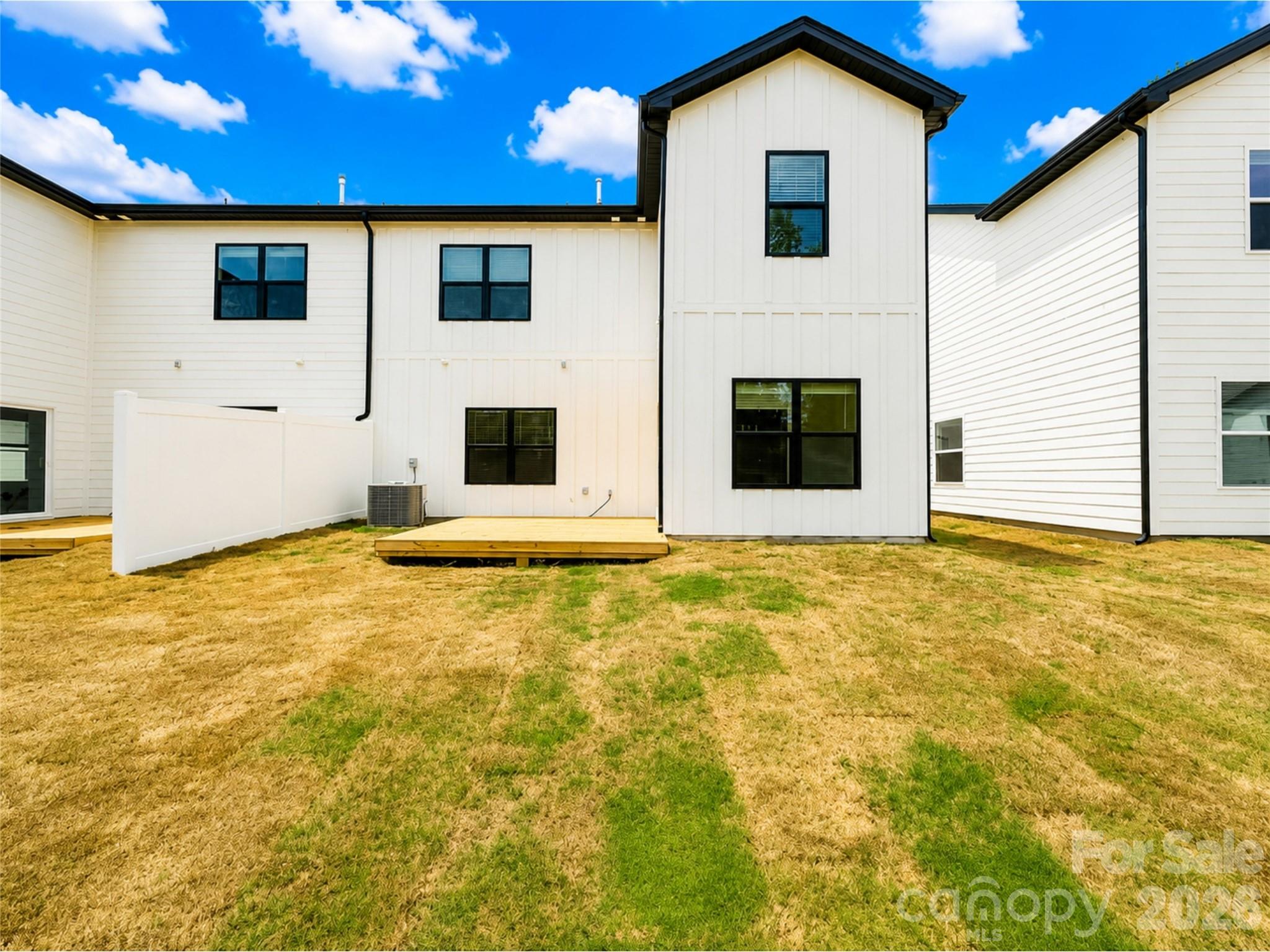 1232 N Sharon Amity Road — Charlotte