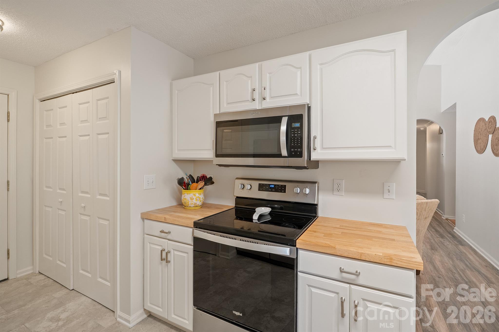 1133 Finger Bridge Road — Hickory