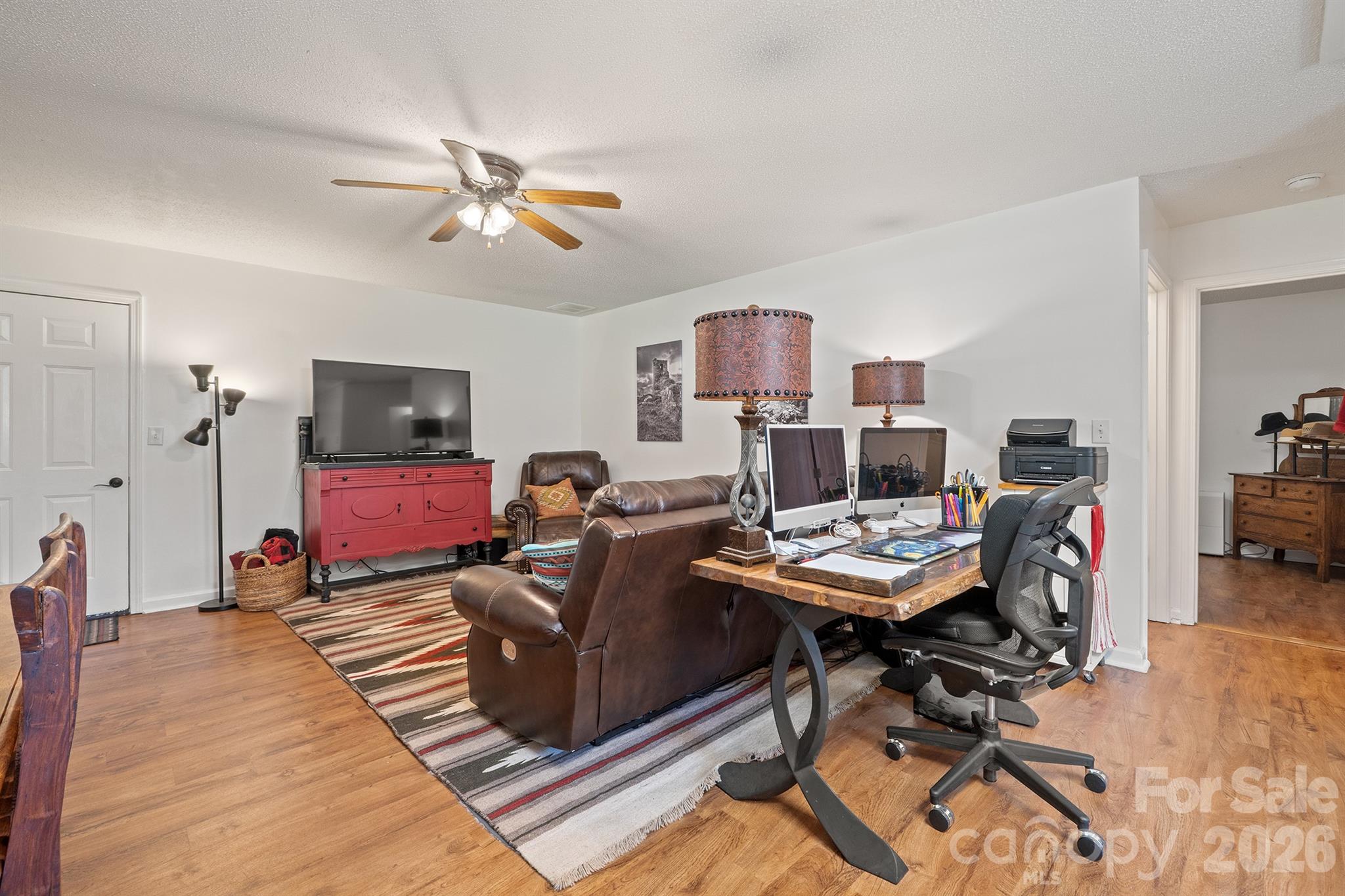 1133 Finger Bridge Road — Hickory