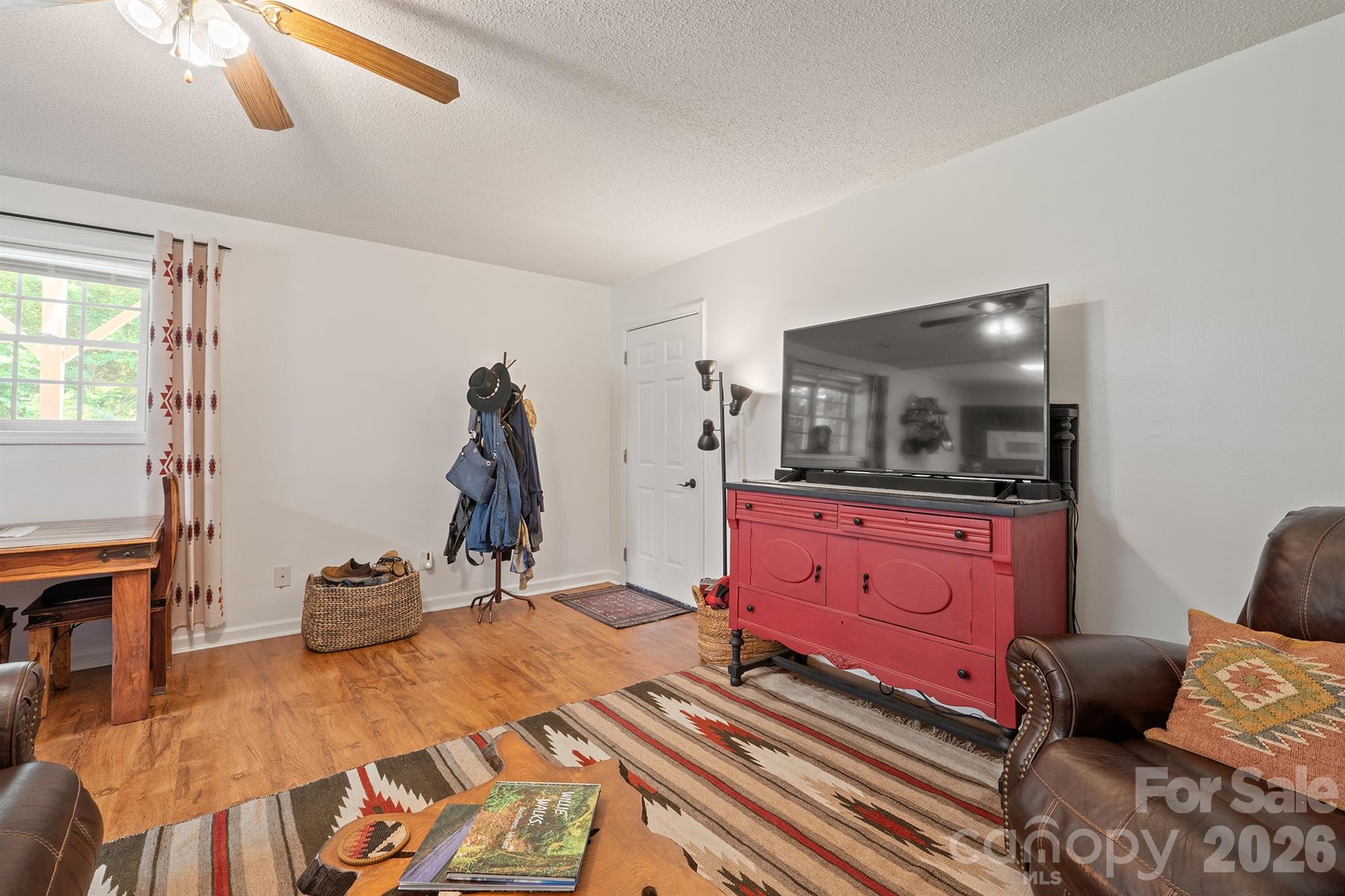 1133 Finger Bridge Road — Hickory