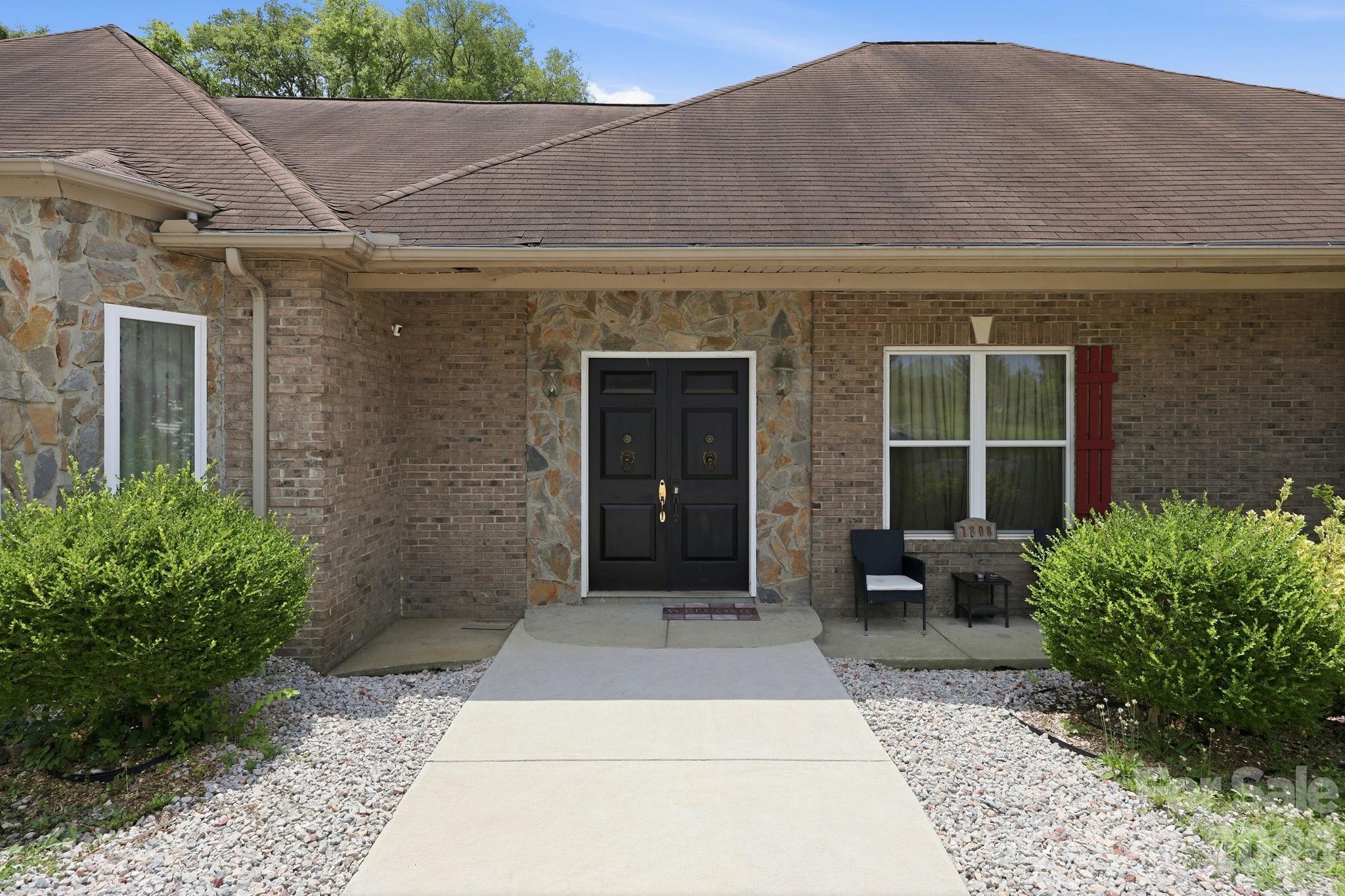1803 Wilton Gate Drive — Charlotte