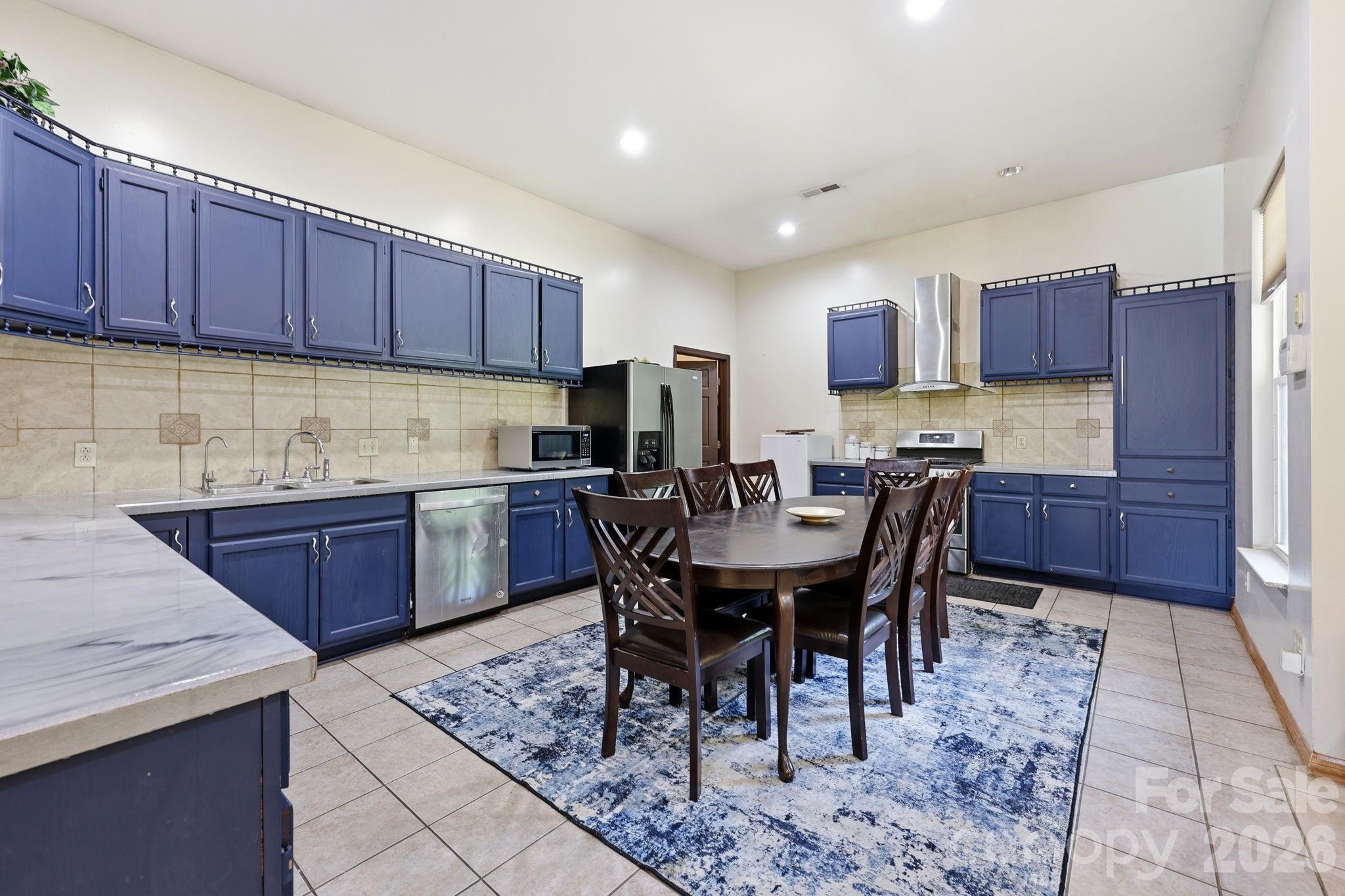 1803 Wilton Gate Drive — Charlotte