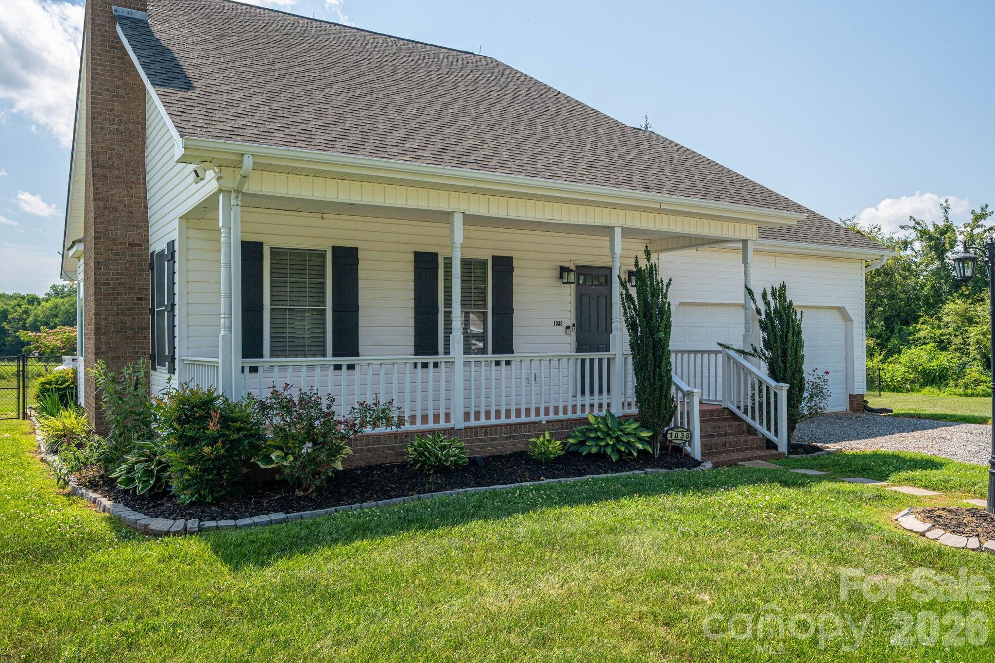 1038 Belwood Lawndale Road — Lawndale