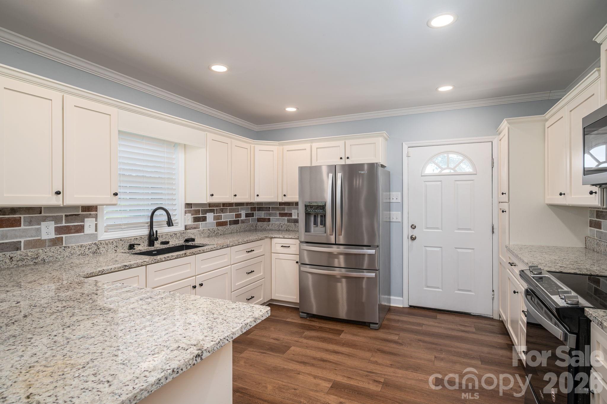 1038 Belwood Lawndale Road — Lawndale